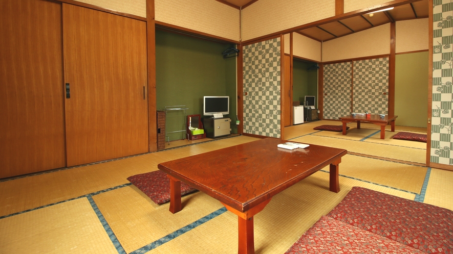 #客室一例 8畳2間　4～8名様でご利用いただける和室です。ご家族・グループでのご宿泊におすすめ！