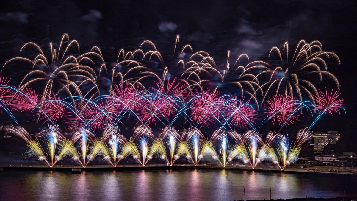 【熱海海上花火大会】一年を通して開催されます！