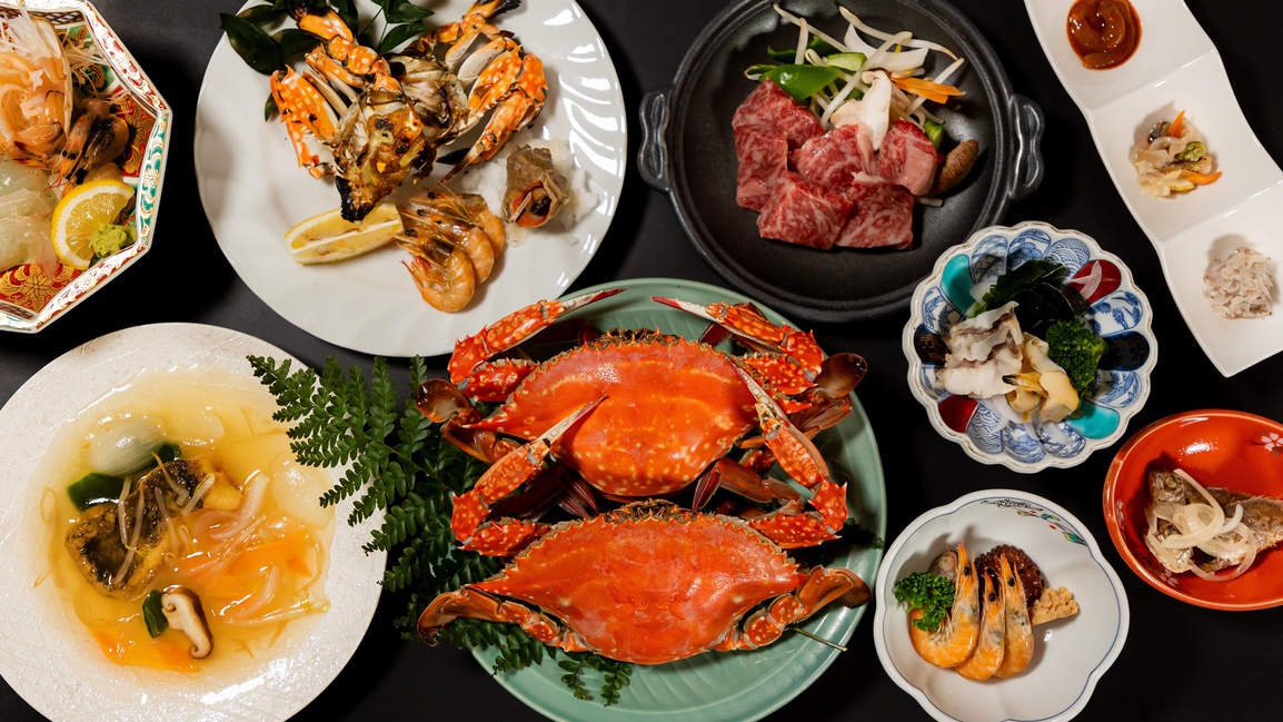 ≪お盆限定：贅沢グレードUP≫【 竹崎蟹＋焼き蟹＋和牛陶板焼き 】メインがズラリ！量も質もアップ