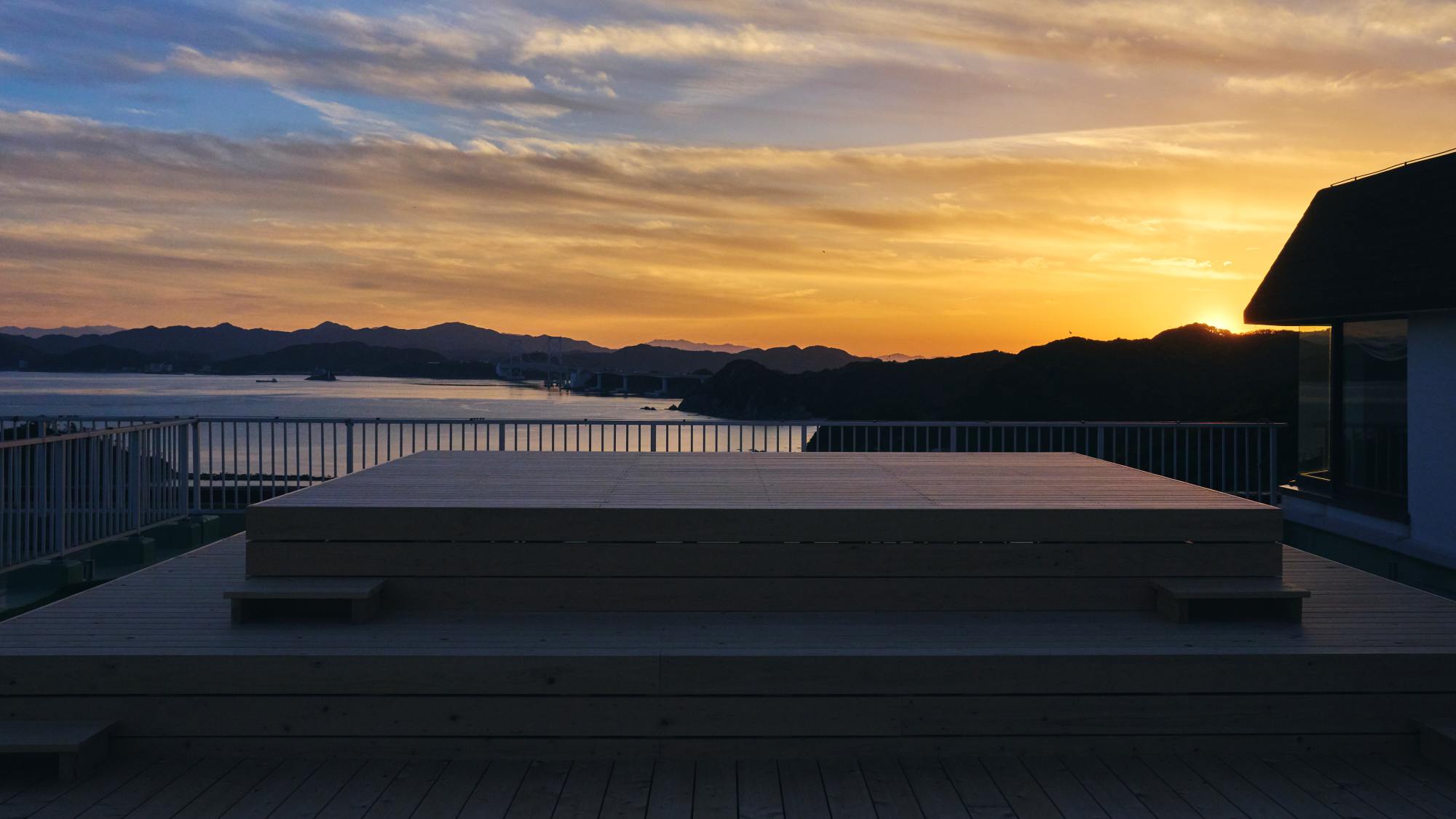 2025年6月28日OPEN！美しい夕景を望める「KOHAKUテラス」イメージ