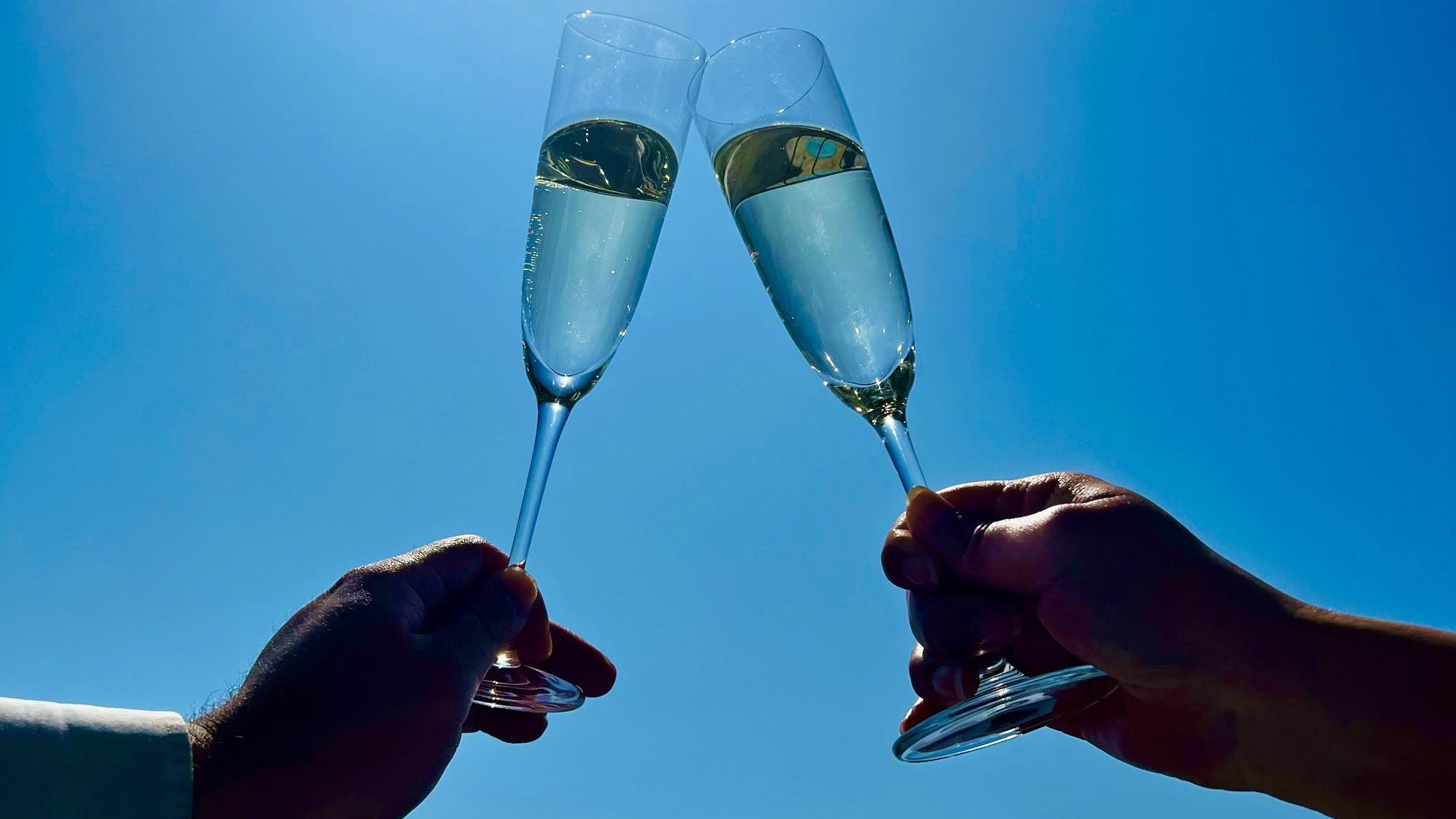 カップルで、女子旅でお酒・お菓子を楽しみながら楽しいひとときをお過ごしください