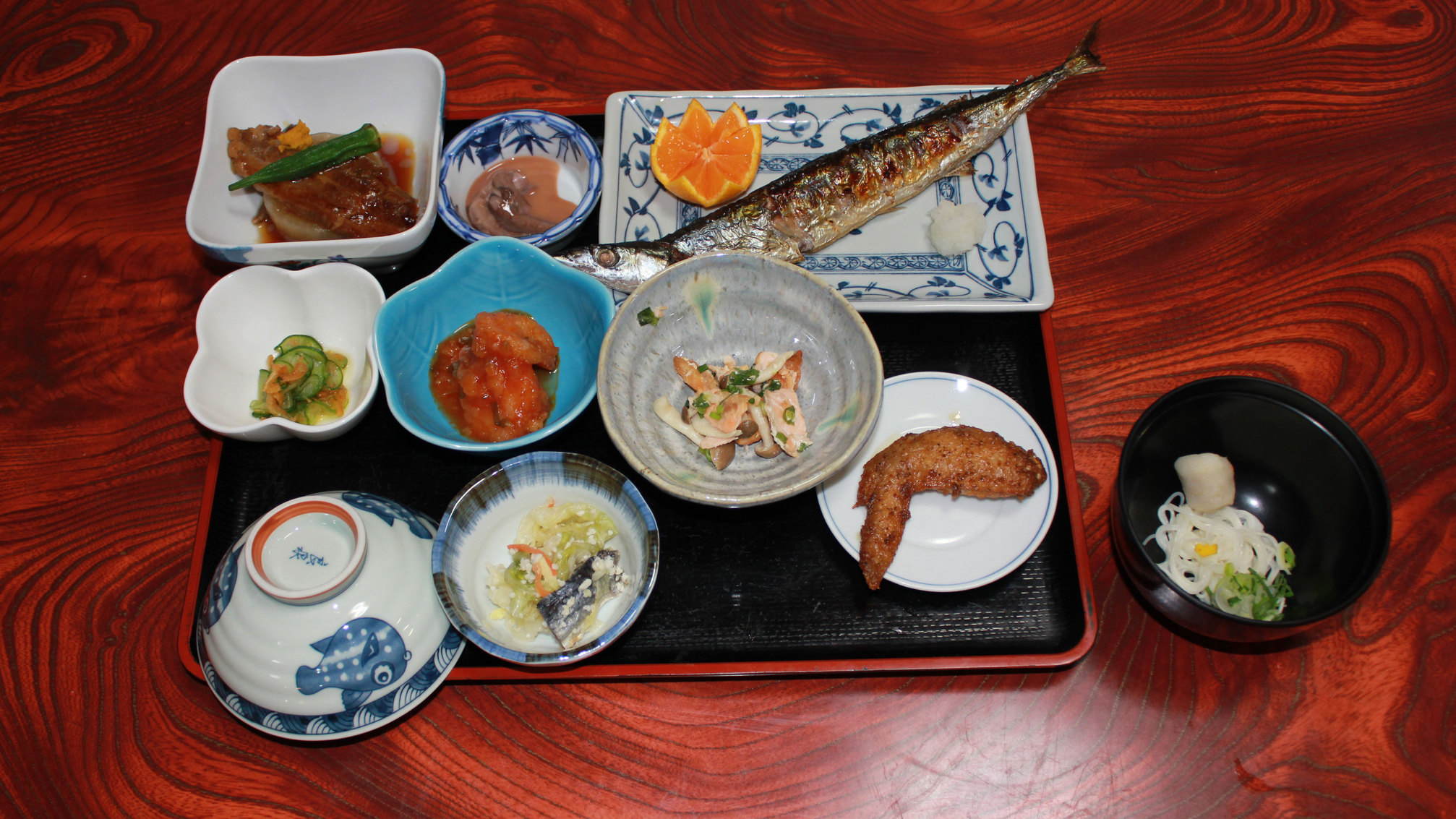 【夕食付プラン】ボリュームたっぷりの日替わり定食でお腹いっぱいでお休みください