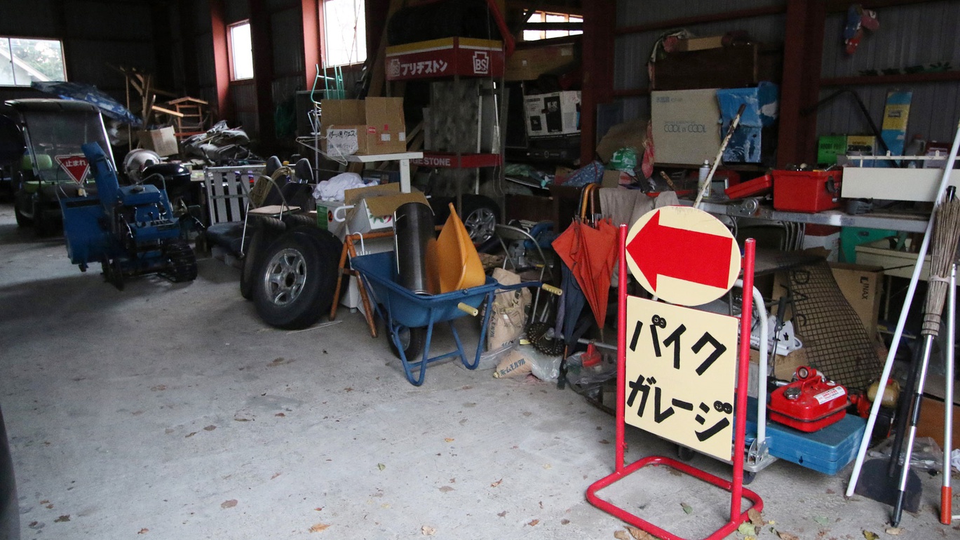 【ライダー限定】北海道の大地を走り抜けよう！屋根付き大型車庫で愛車も安心♪
