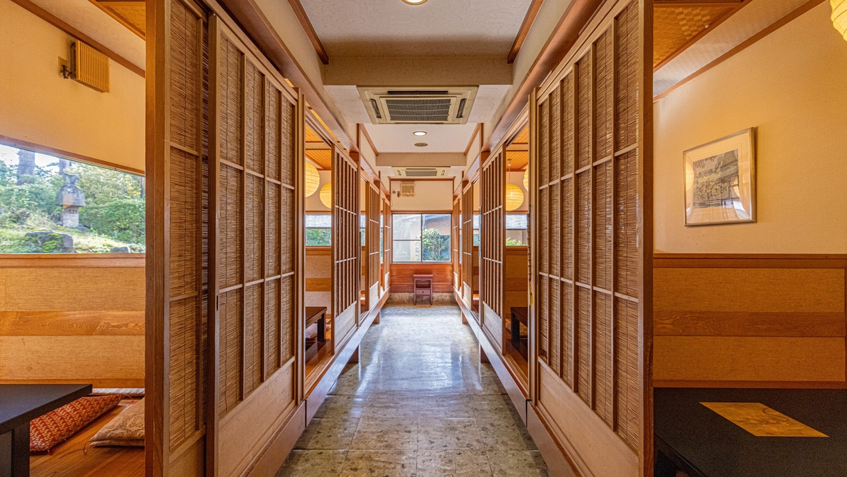 「伊豆シャボテン公園」チケット＆「和むら総本店」ご優待付き　1泊2食付きバイキングプラン