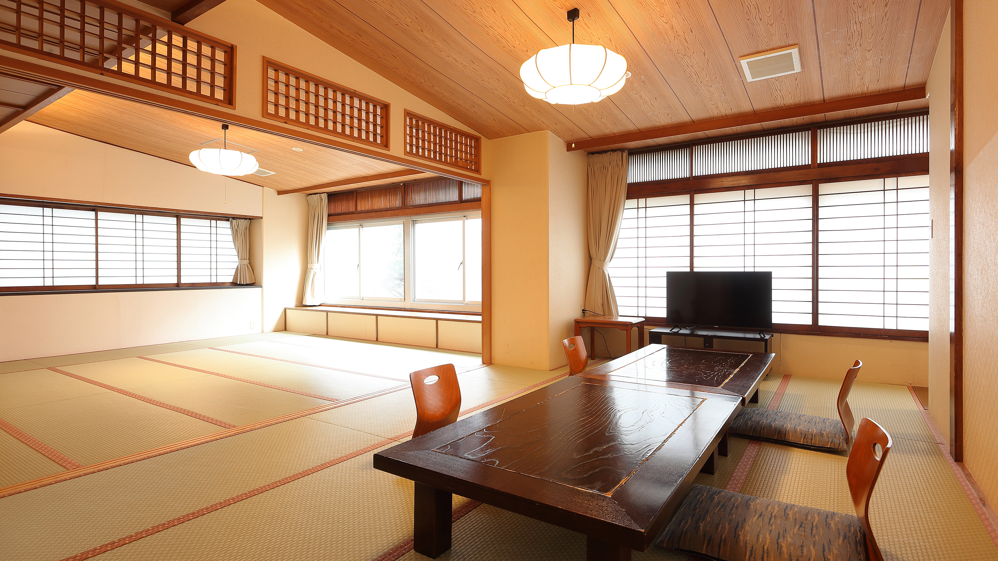 【川側】和室大部屋(アウトバス)一例