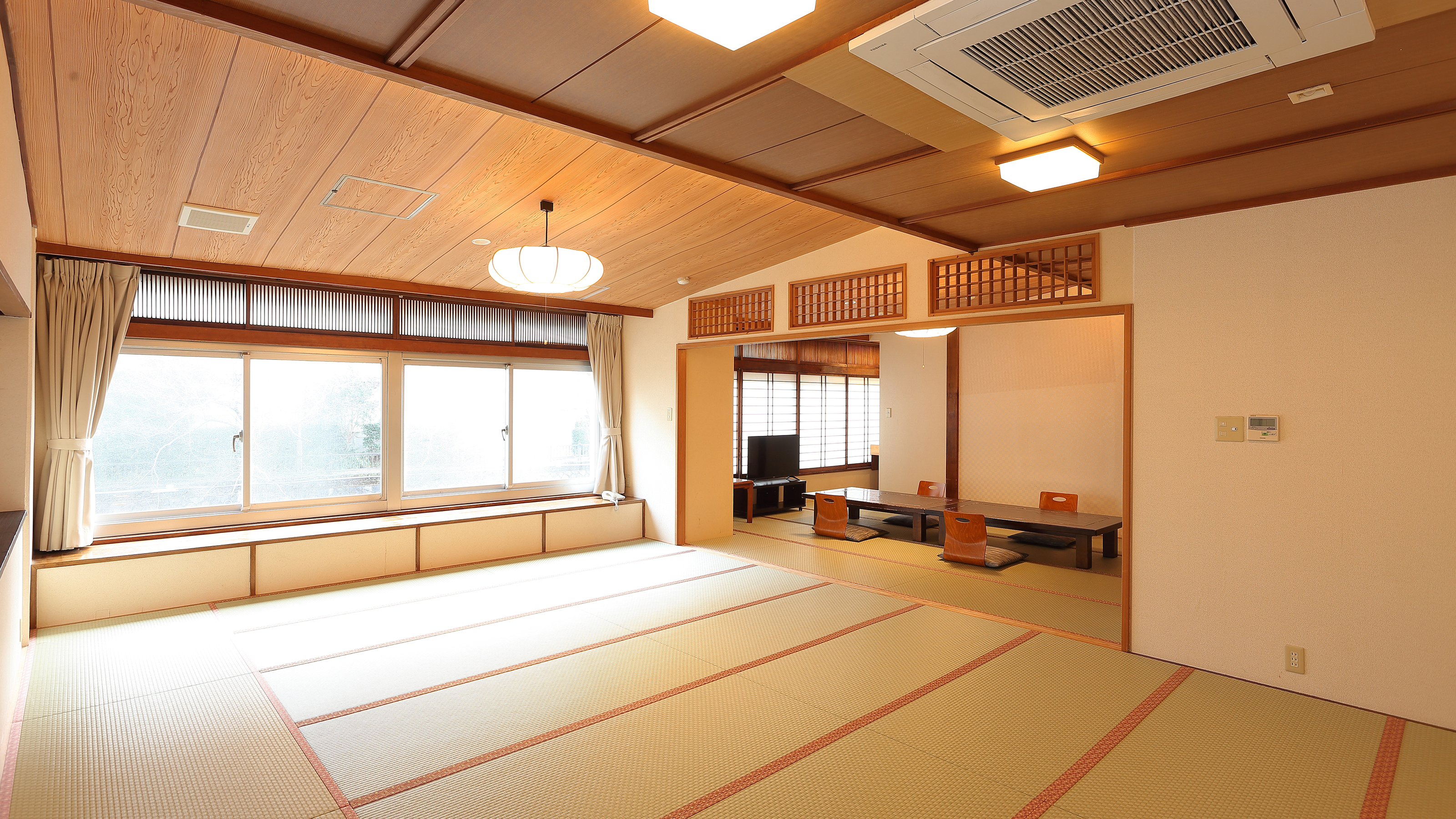 【川側】和室大部屋(アウトバス)一例