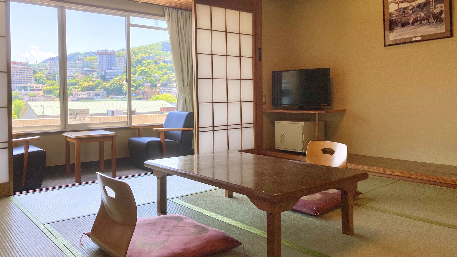 【室数限定】高層階確約で素敵なひと時を...1泊2食付きバイキングプラン