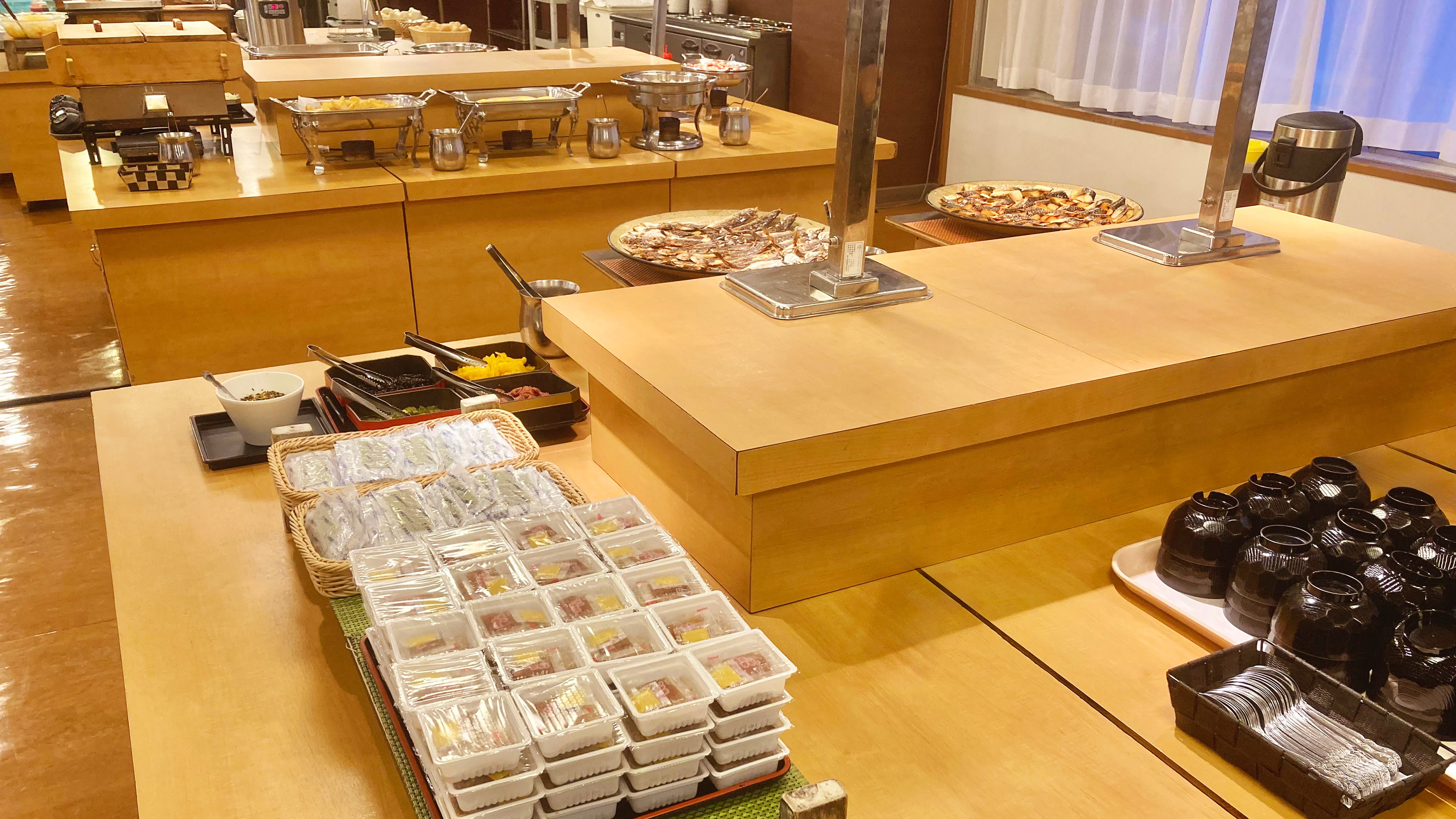 朝食バイキング一例