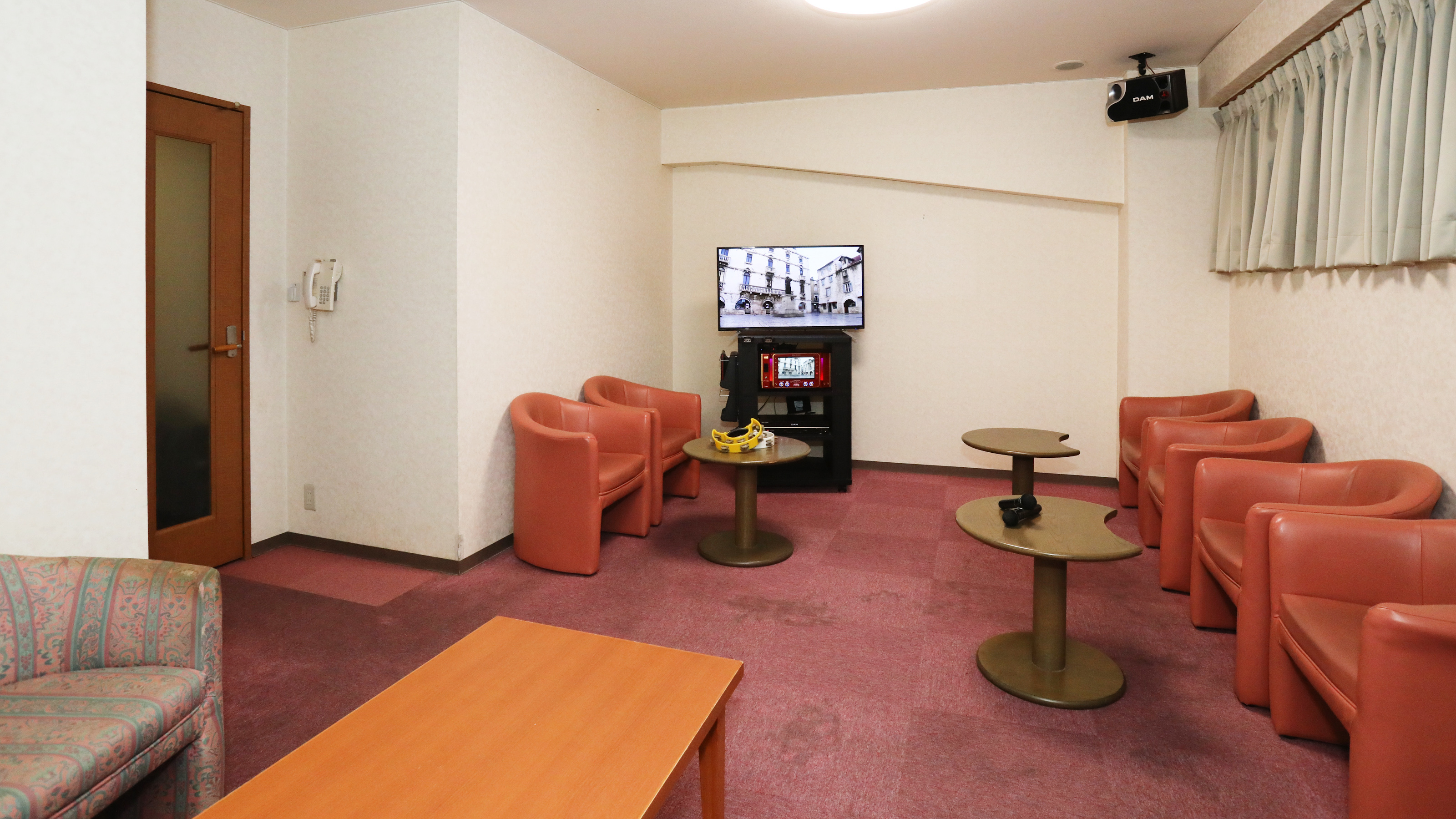 カラオケ(大部屋)