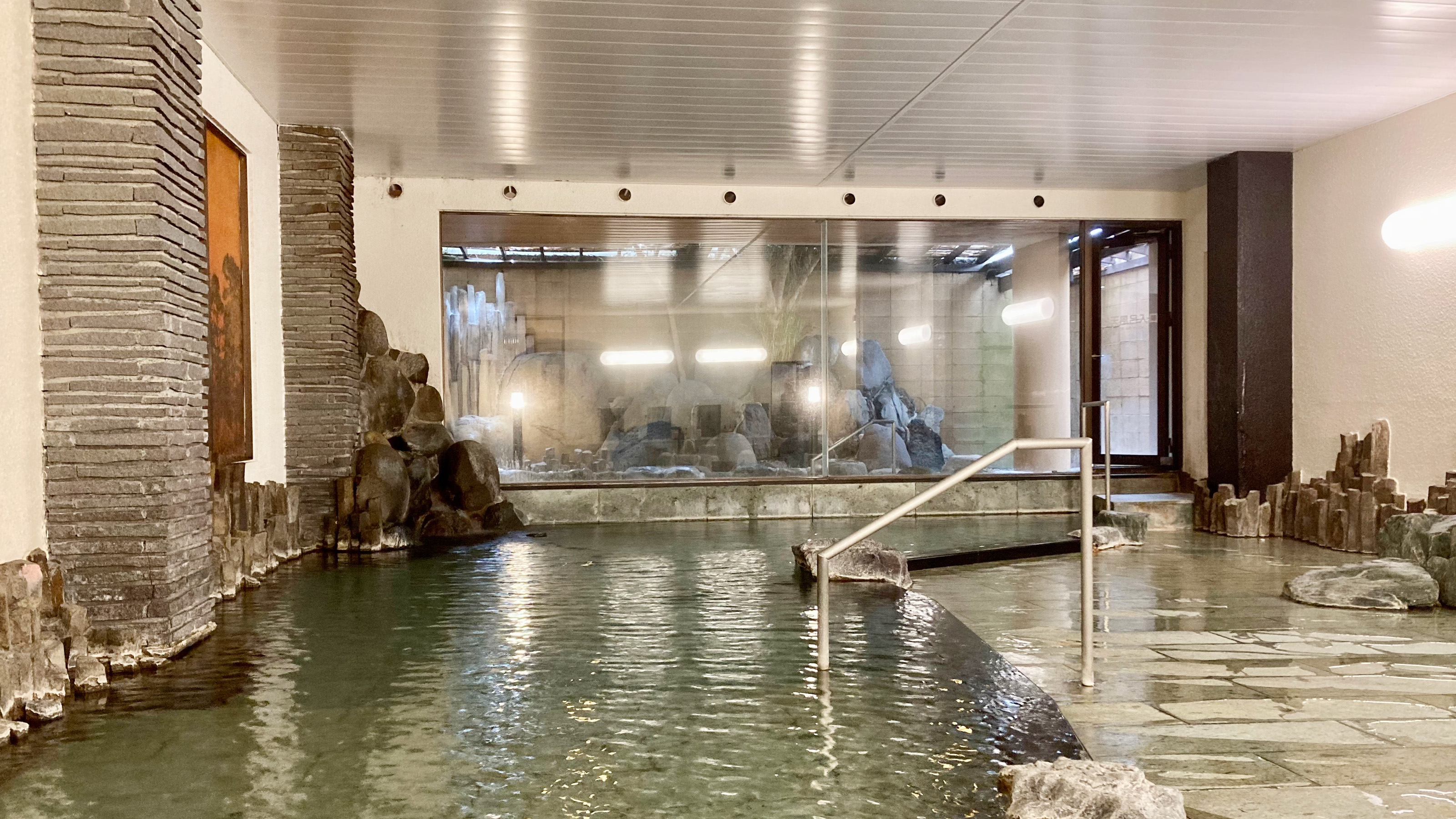 草笛の湯大浴場