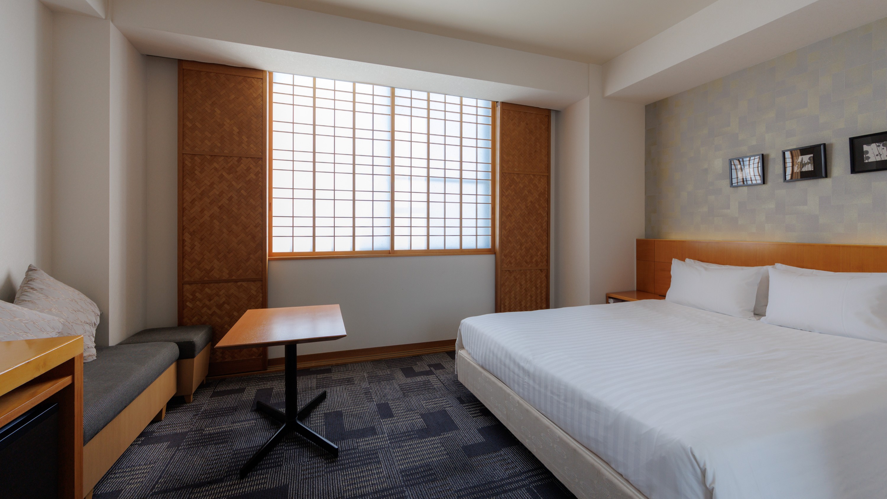 ダブルルーム　　奈良プラザホテル・奈良健康ランド