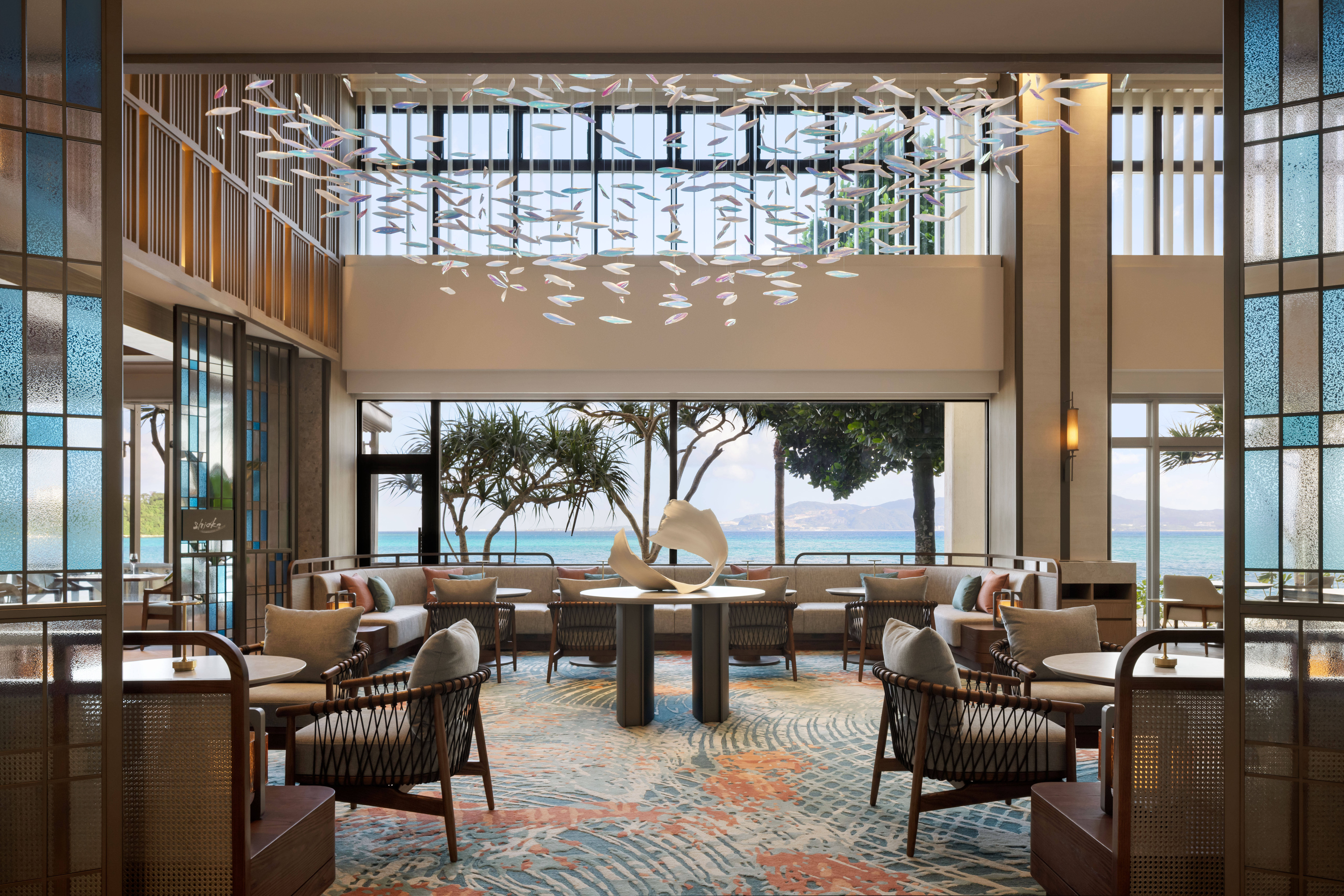 サンセットラウンジ「THE LOUNGE」