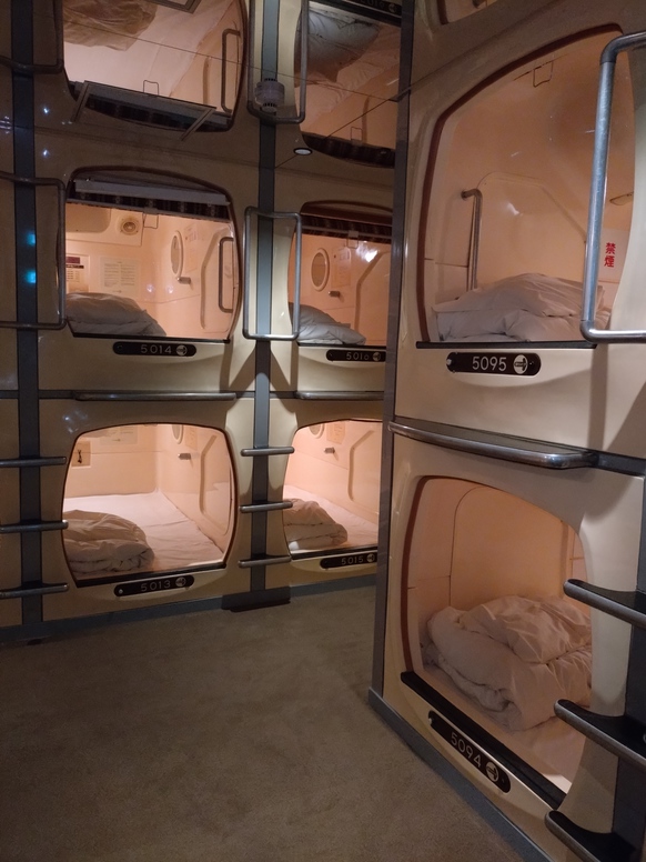 スタンダードカプセル【サウナスパ付】男性専用19歳以上