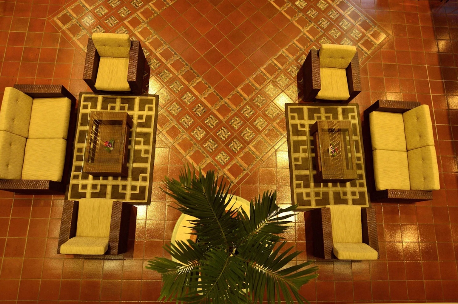 2連泊でのご宿泊に【全客室リビングルームつき】お食事なし