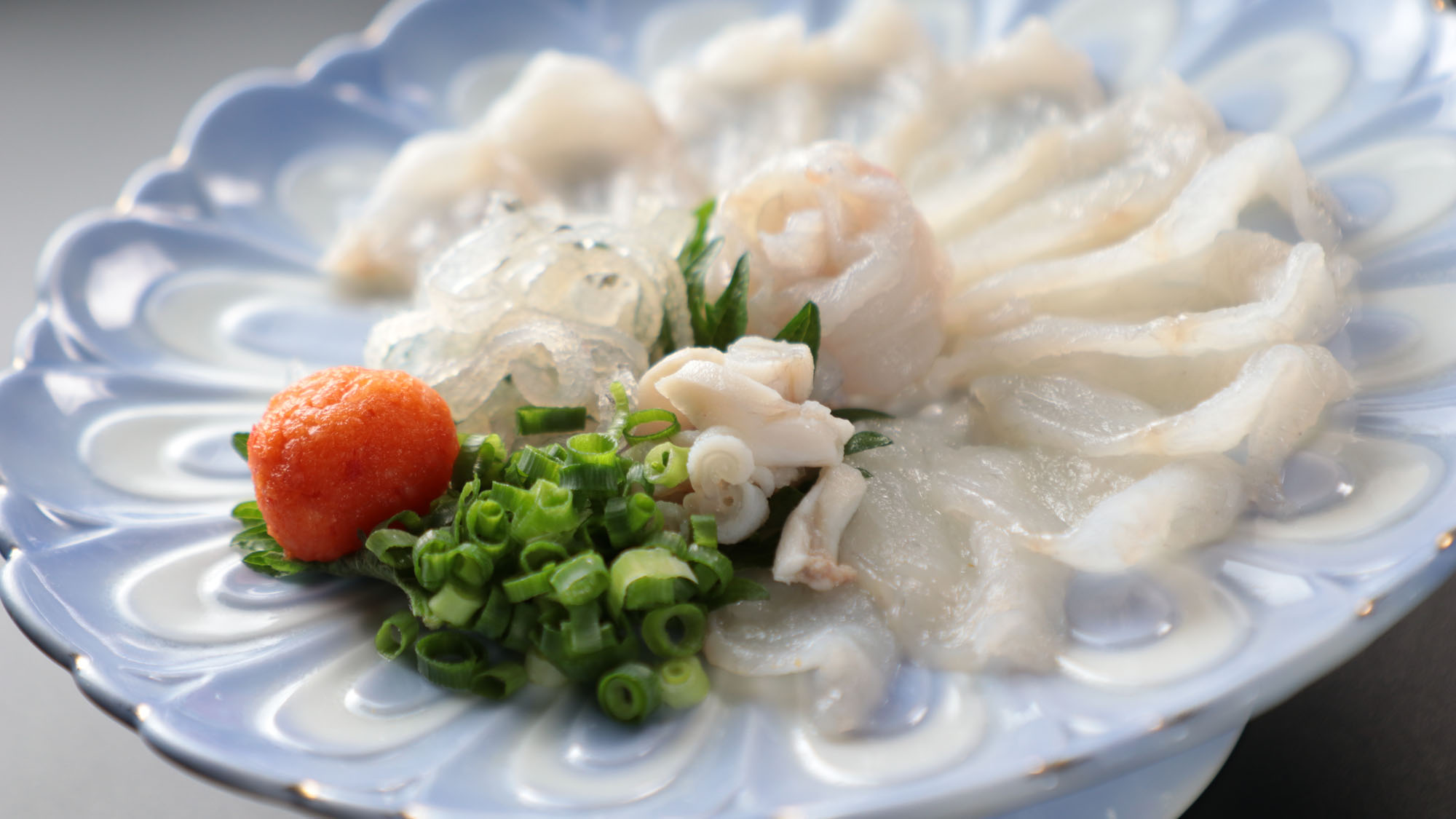 料理_てっさ(ふぐ薄造り)*