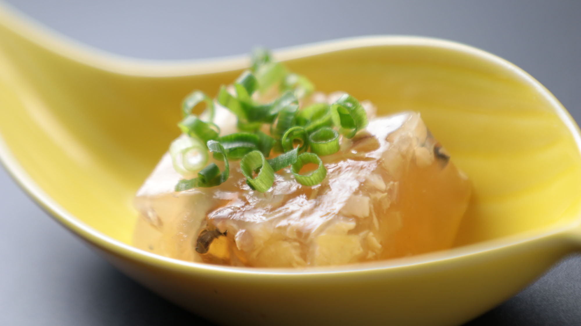 料理_旨味詰まった「ふぐ煮凝り」*