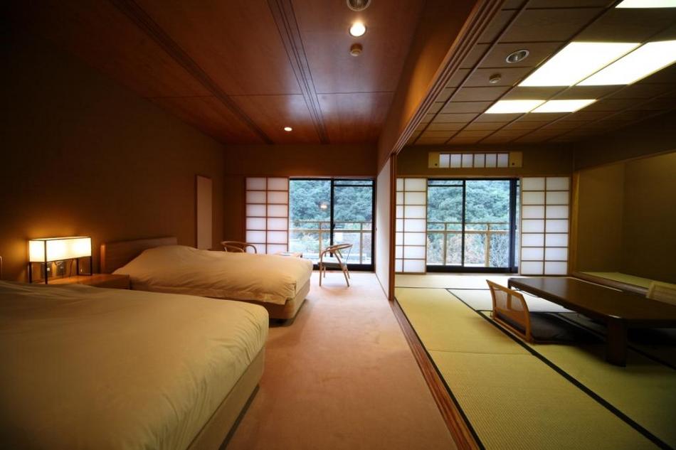 2nd floor Japanese-Western style bed & Japanese-style room