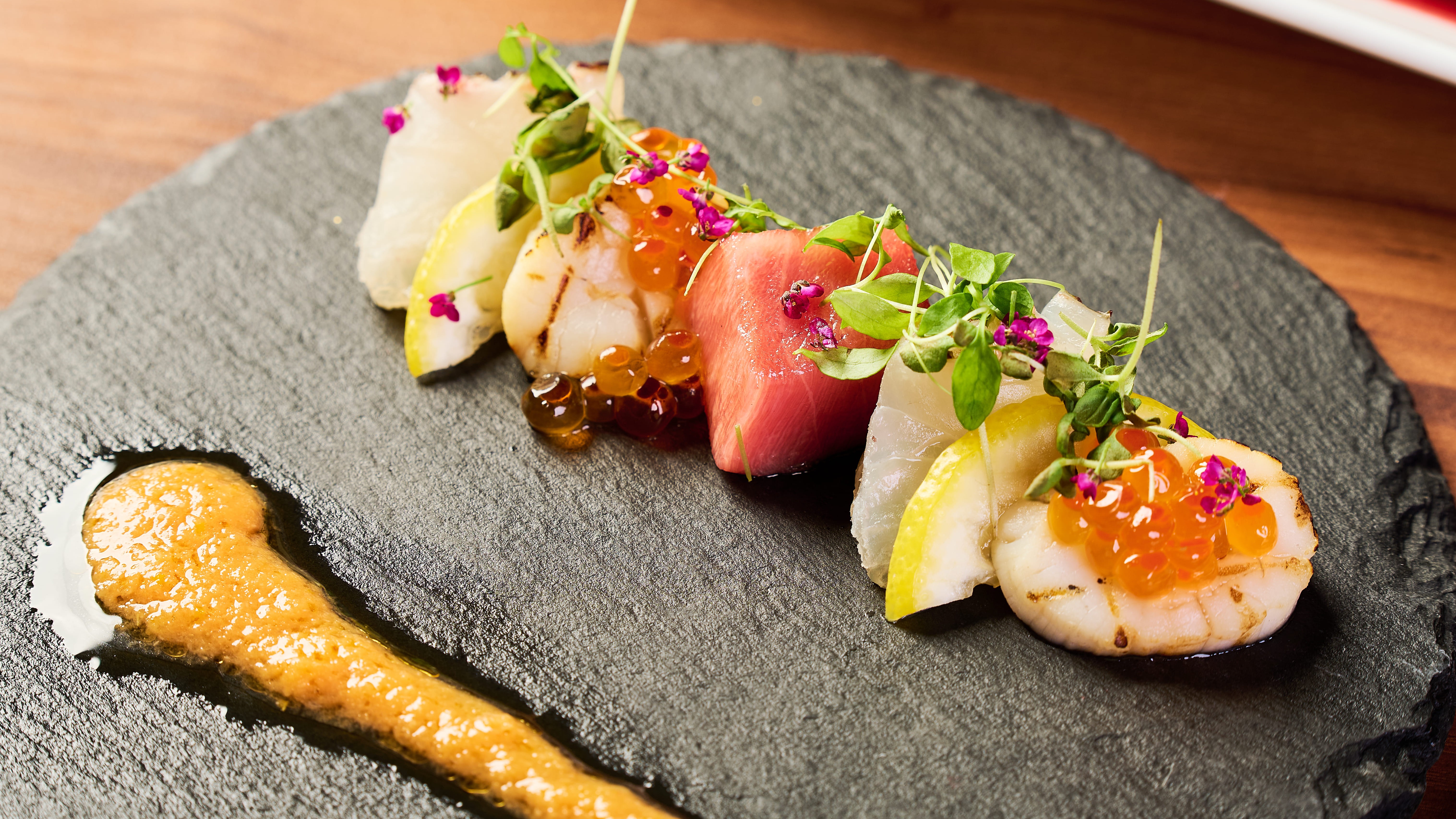 【和フレンチ懐石（春）】～旬魚のカルパッチョ～