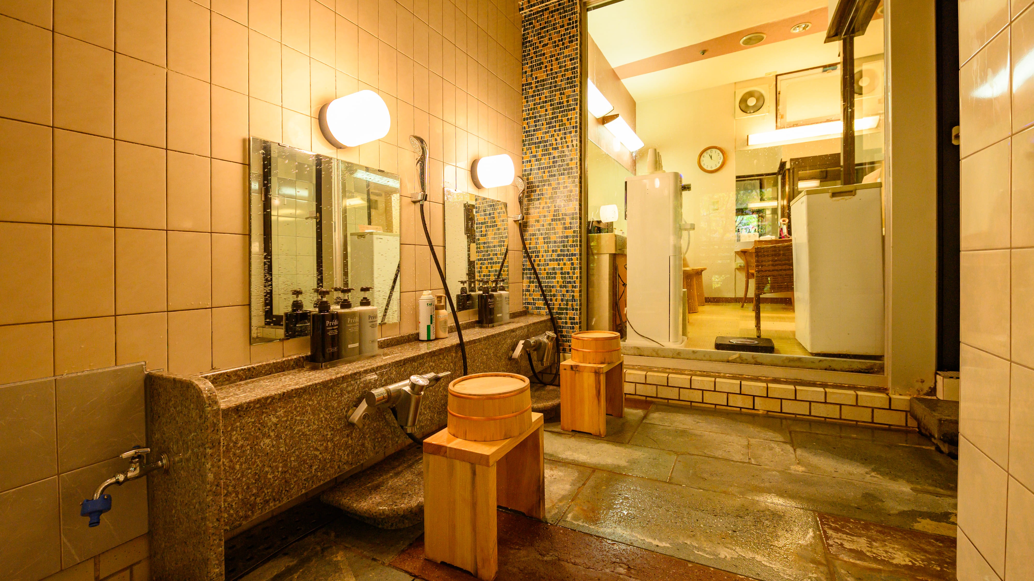 【貸切風呂「菊香」】洗い場