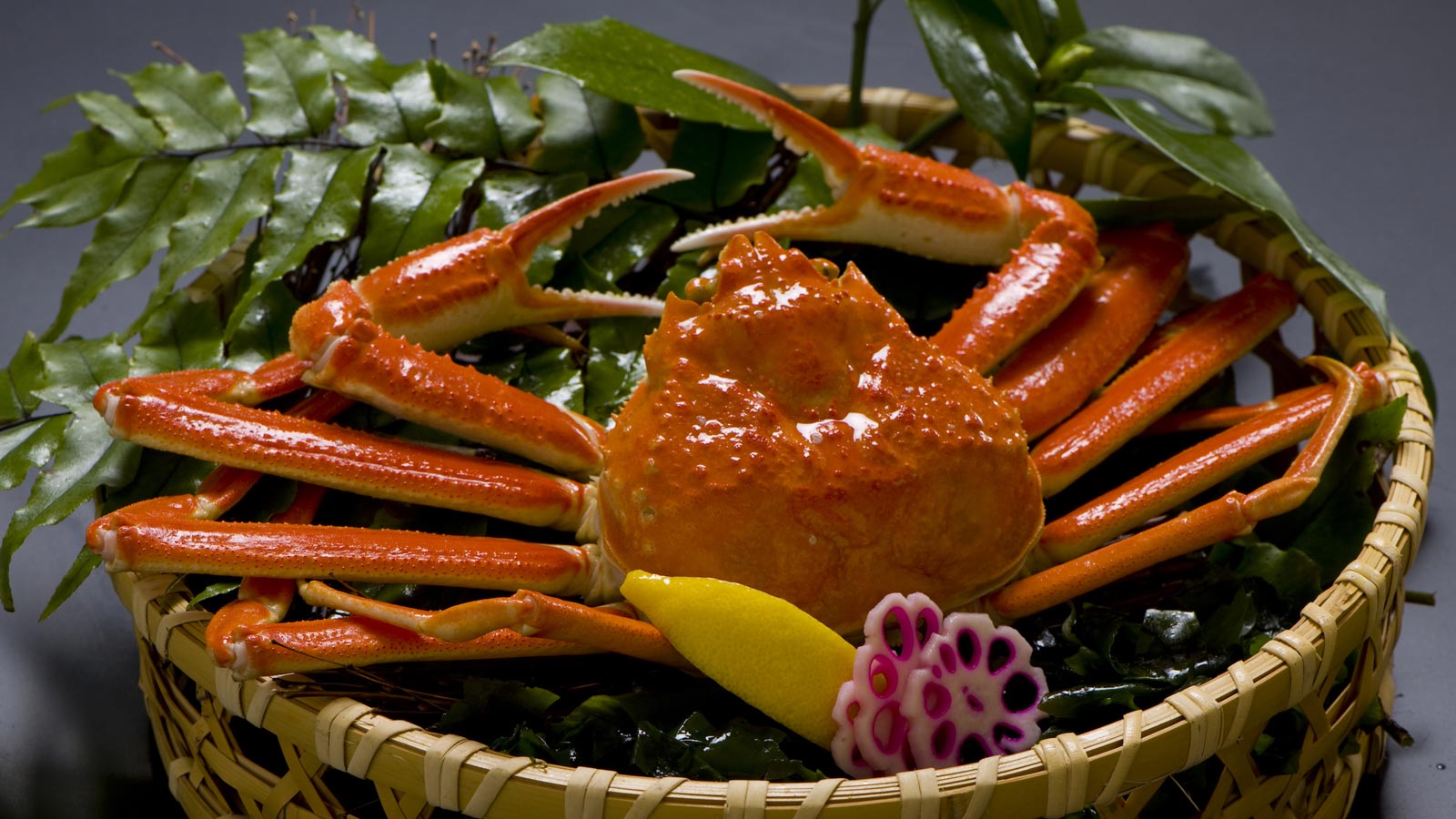 ～選べる一品　姿ズワイガニ～