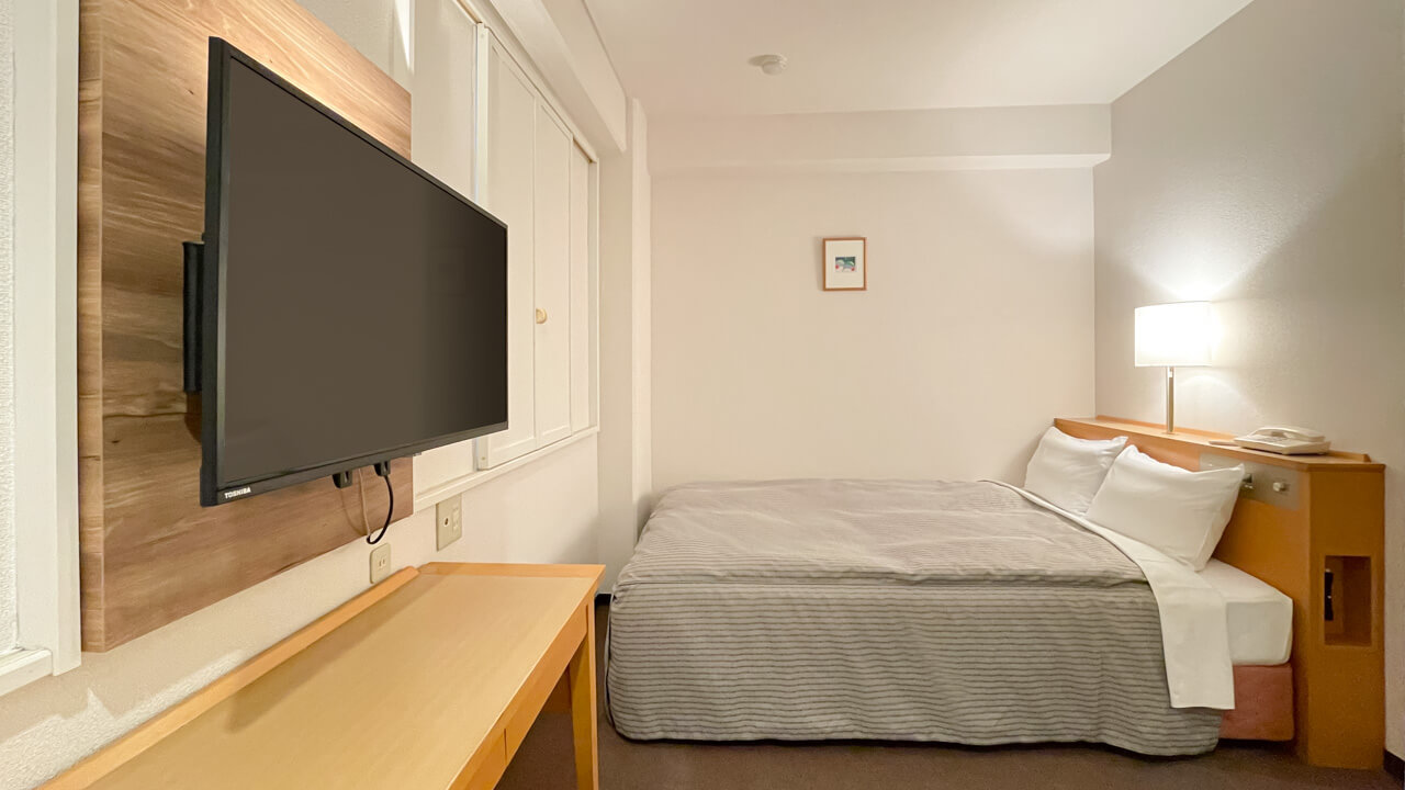 シングルルーム 12平米 ベッド幅：123cm