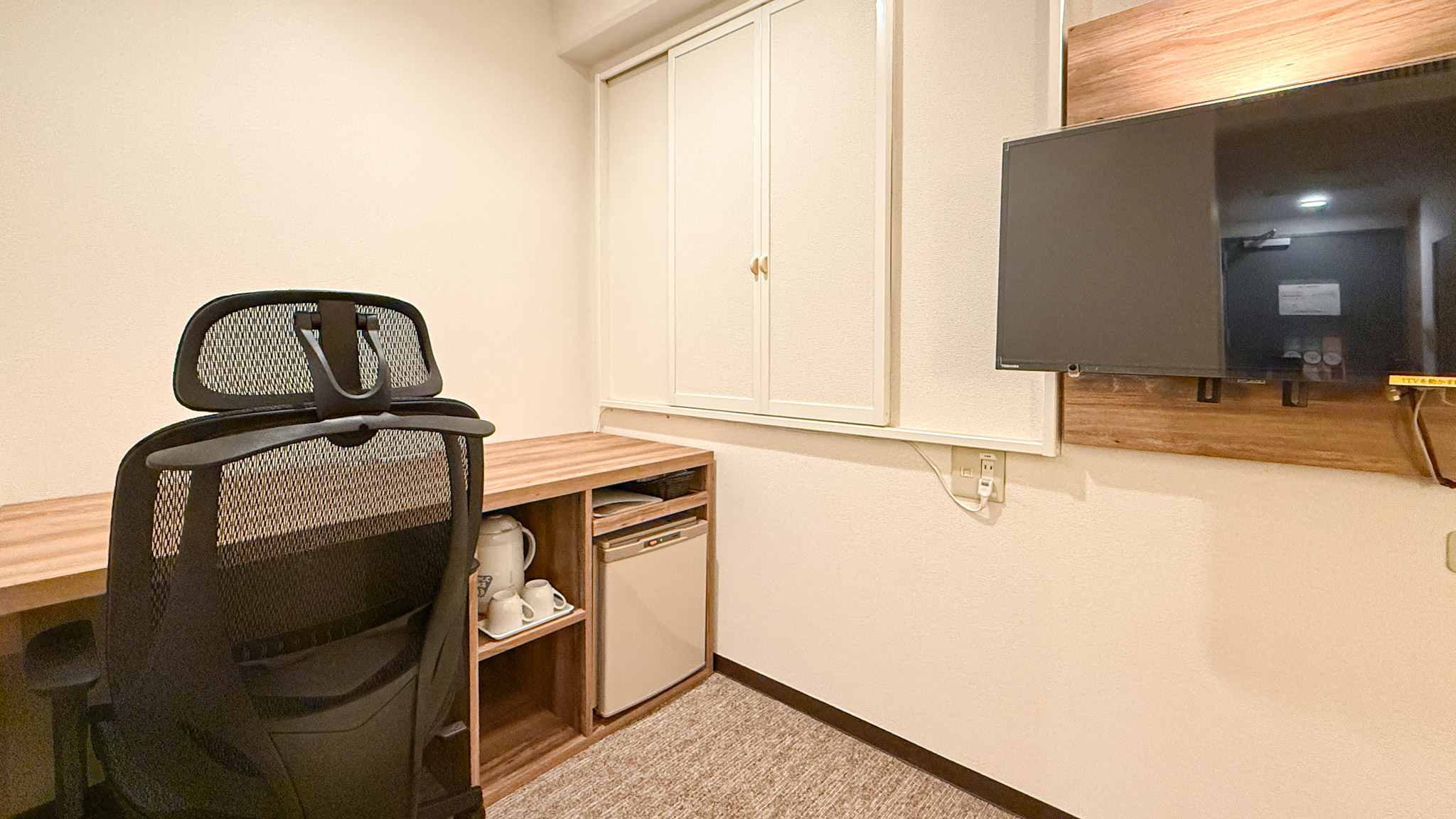 【禁煙】デラックスシングル【140cm幅ダブルベッド１台】