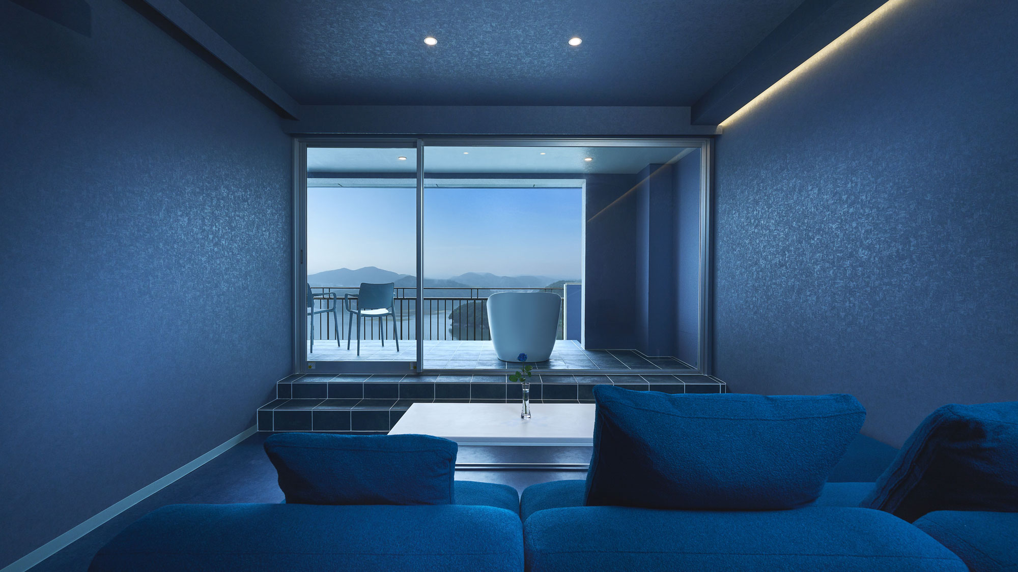 ROOM AO リビングエリア