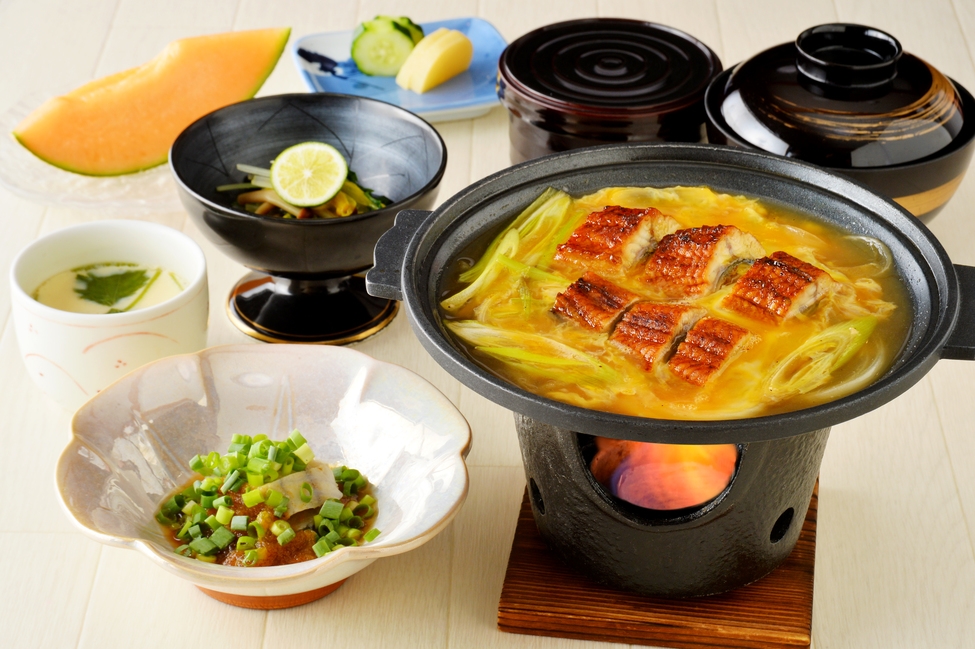【日帰り】11：00〜14：30まで　≪　湯ったりランチプラン　≫　◆しおさい御膳◆
