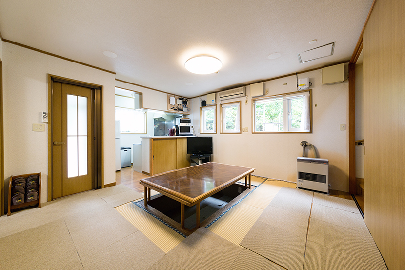 5LDK化【１階】LDK１３帖・大型テレビ・１８０cm×１１０cmの堀こたつ