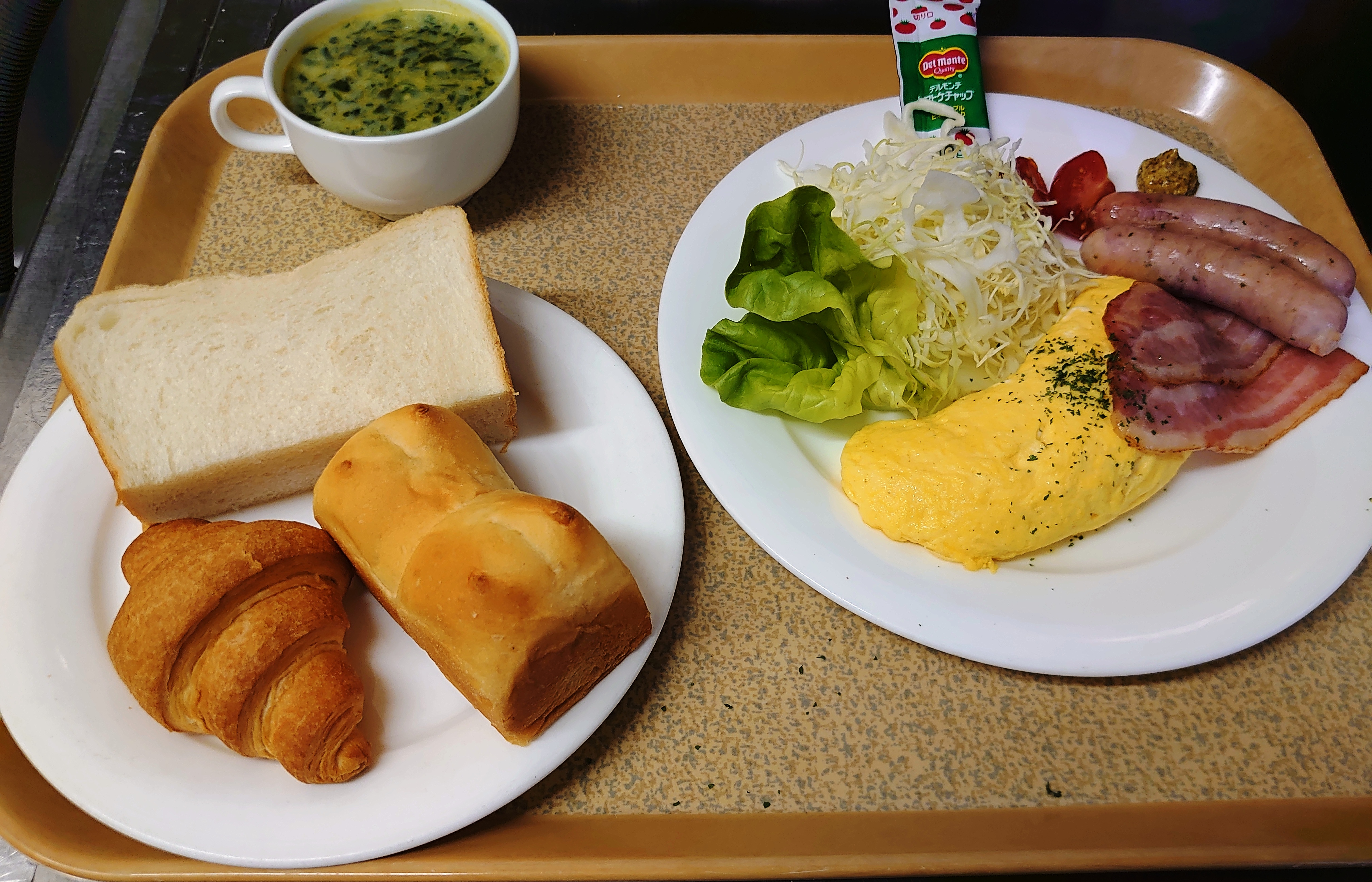 洋定食：ﾊﾟﾝ&オムレツ