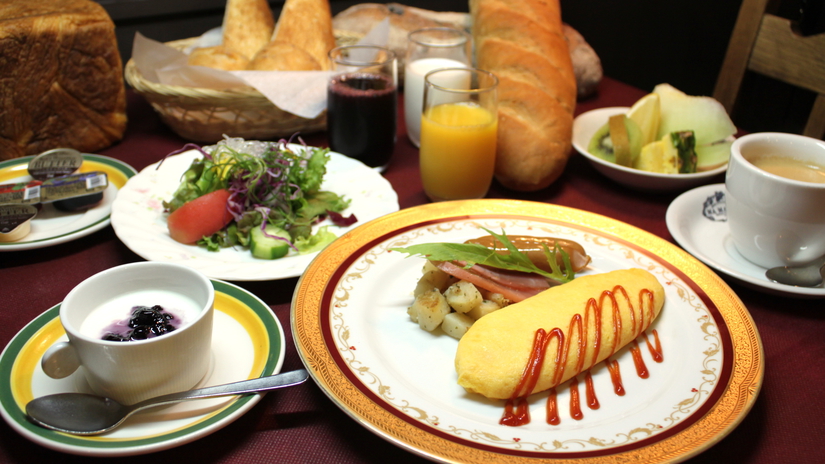 【山梨県民限定】カジュアルフレンチ★夕食時にお好きなワンドリンク特別サービス♪近隣県の方もＯＫ！