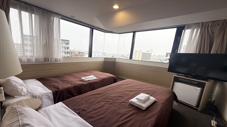 【禁煙】デラックスツイン■新たに高速Wi-Fi完備