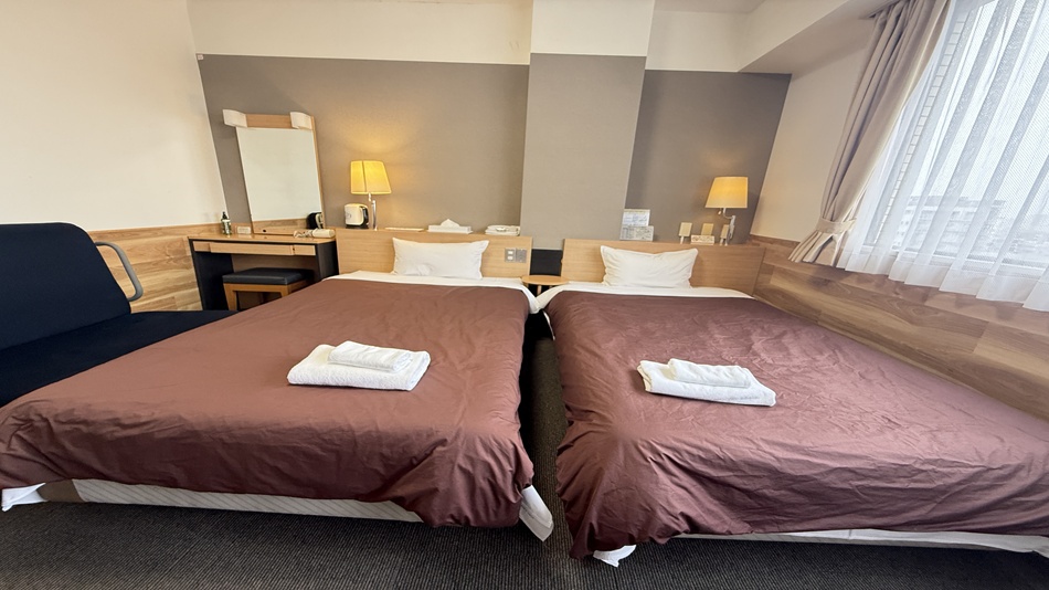 【禁煙】ツインベッド■幅110ｃｍ×2台■高速Wi-Fi完備