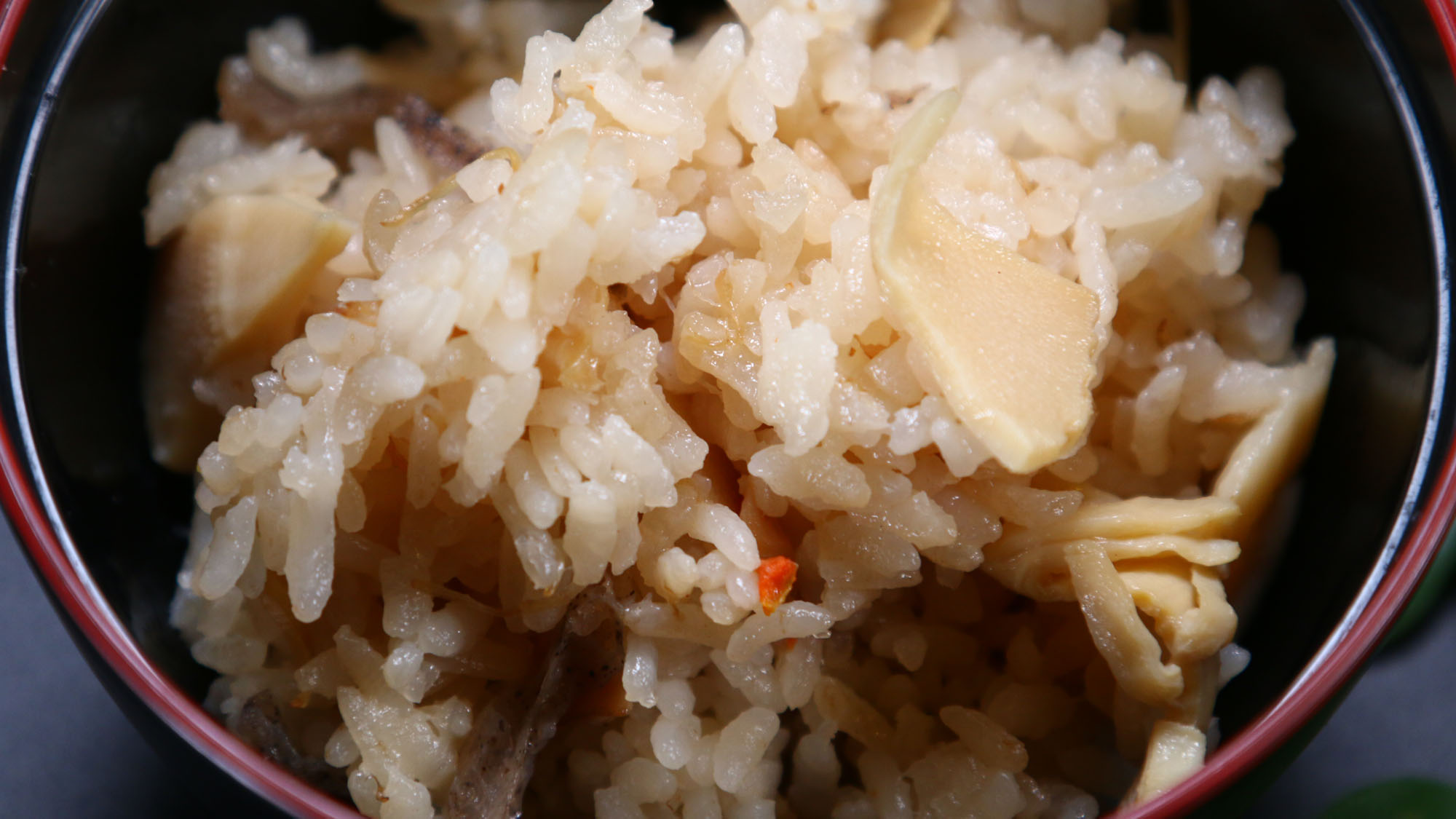 【料理単品】優しい味わいの炊き込みご飯*