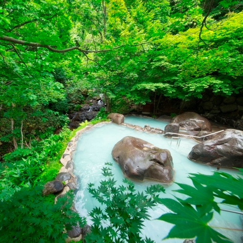 【八重九重の湯】