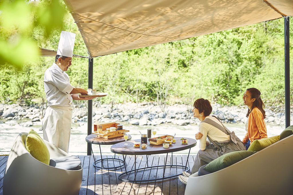 【渓流テラス朝食】（期間限定）