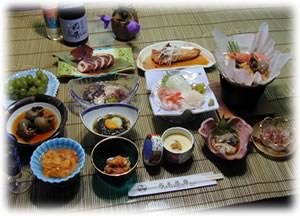 あわびコース☆生ウニ・アワビ水貝と奥尻浜料理のコースです。