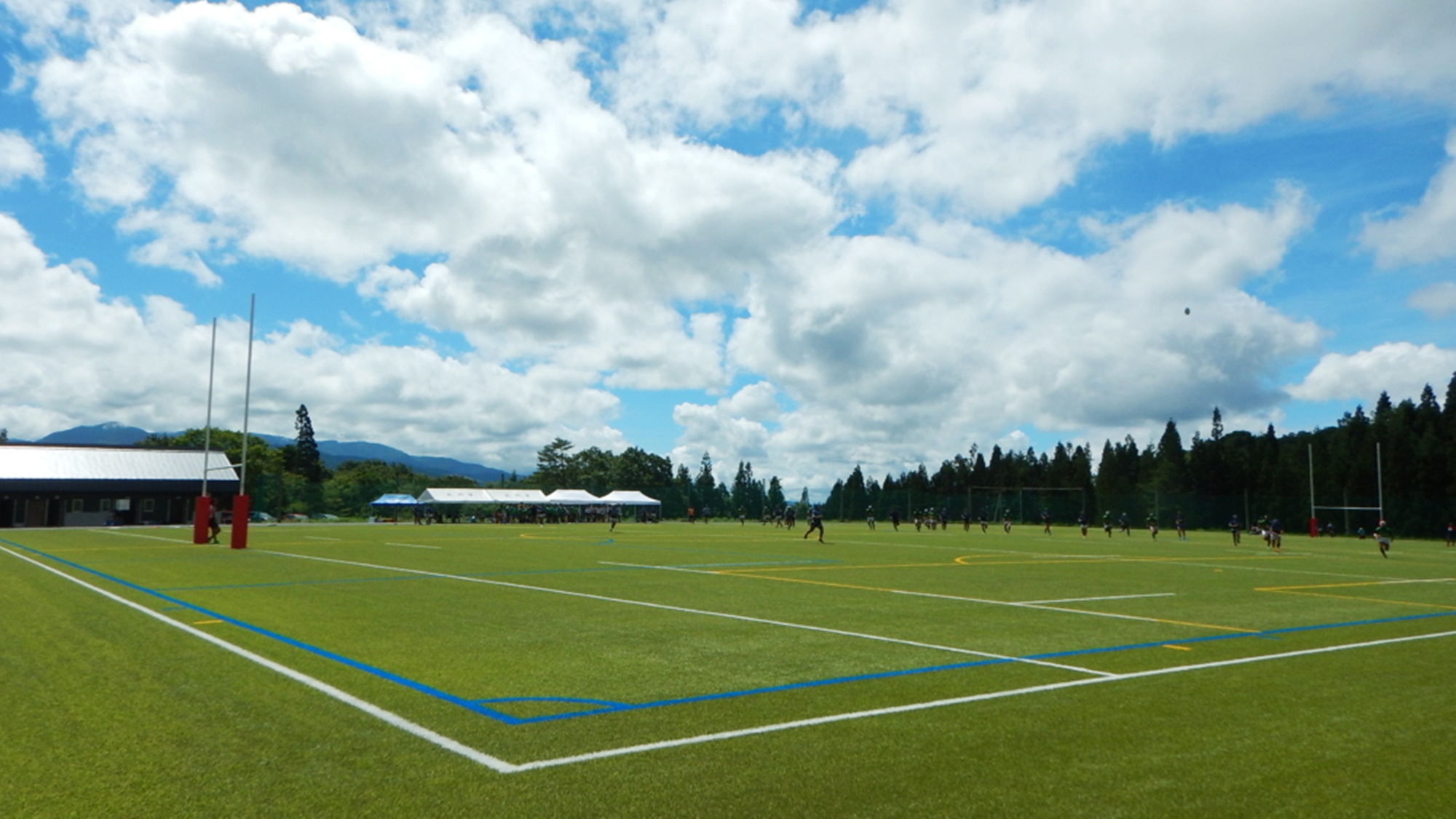 *【叺高原スポーツ広場】当館より車で８分。サッカーやラグビーなどの大会が開催されております。