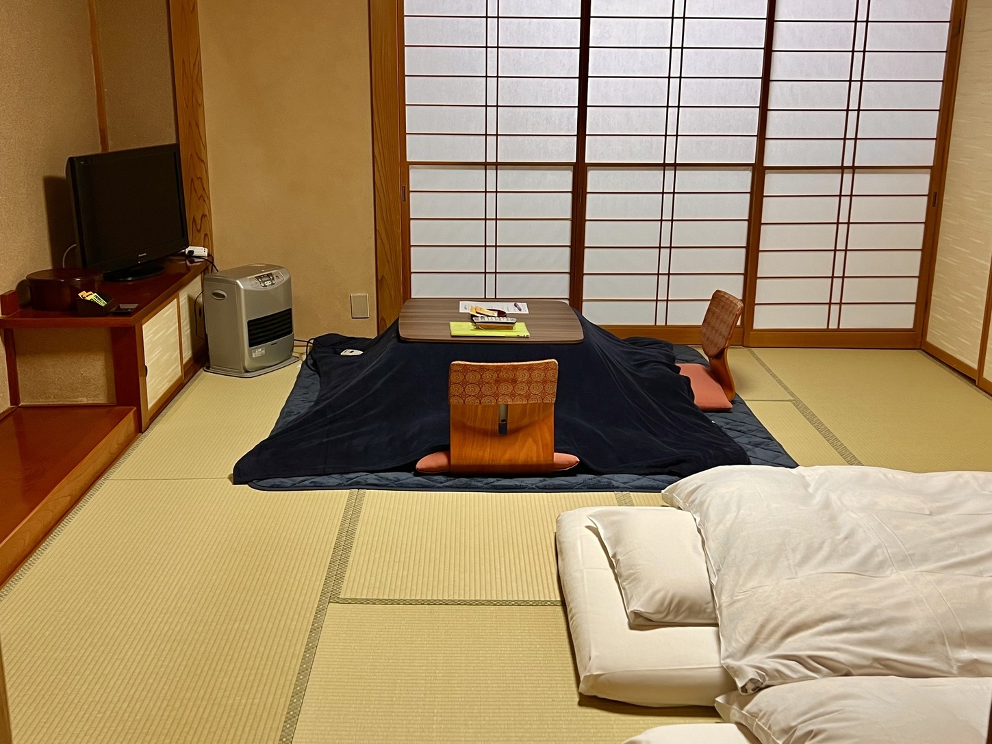 日〜木曜日限定【炬燵が嬉しい♪　冬のおこもりプラン】お料理少なめでリーズナブルに【1泊2食】