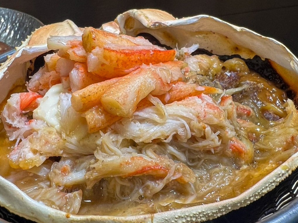 【蟹香る晩餐】夕食は「新潟の海の幸と和牛コース＋蟹みそ甲羅焼と海鮮鍋」