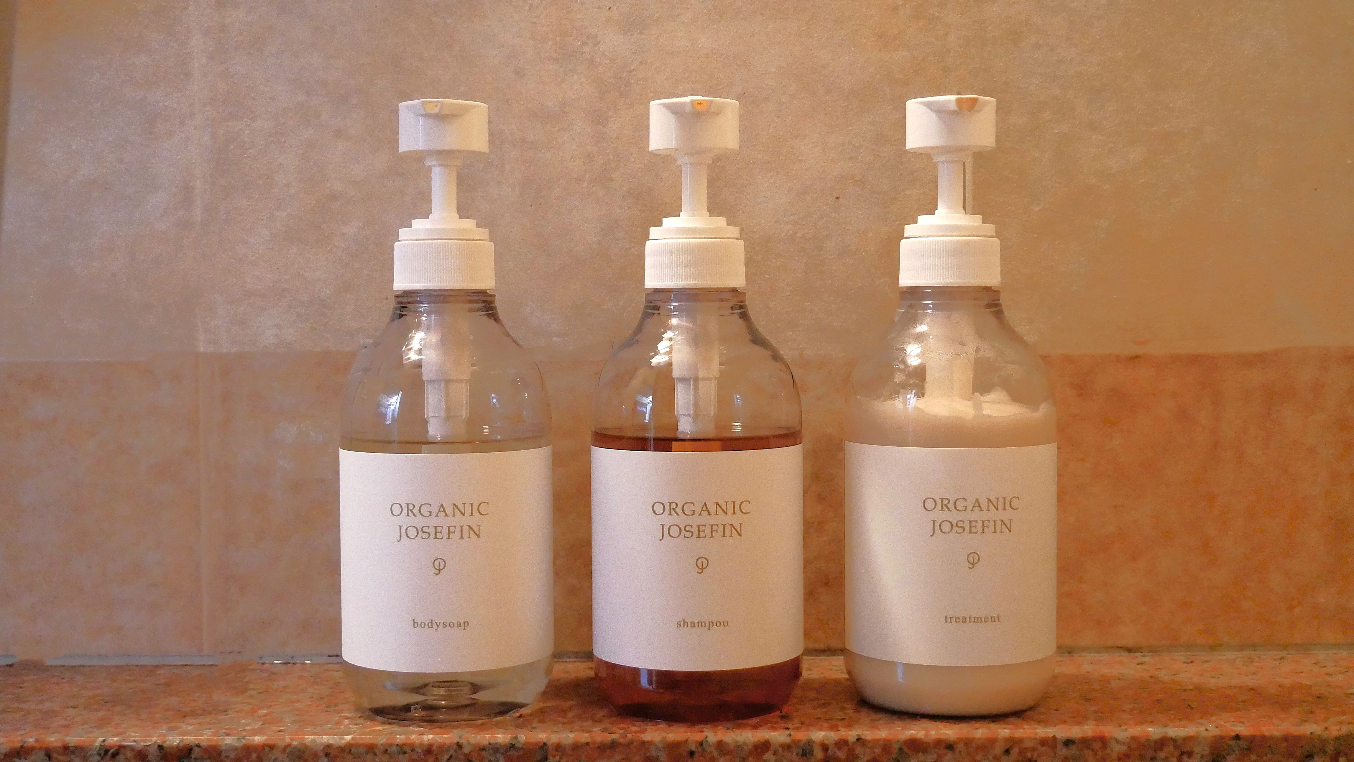 桜桃客室＊RGANIC JOSEFIN（シャンプー、トリートメント、ボディソープ）