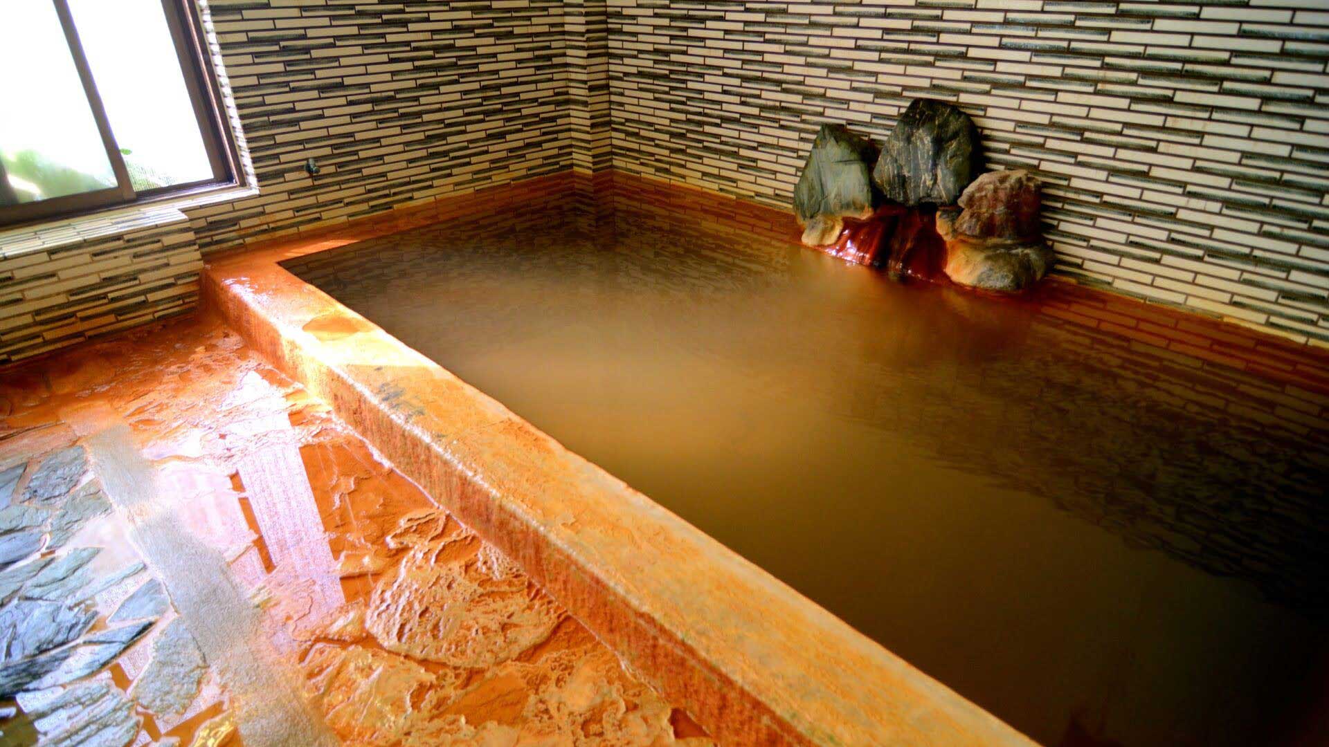 男湯 金の湯（男女入替の場合もあり）