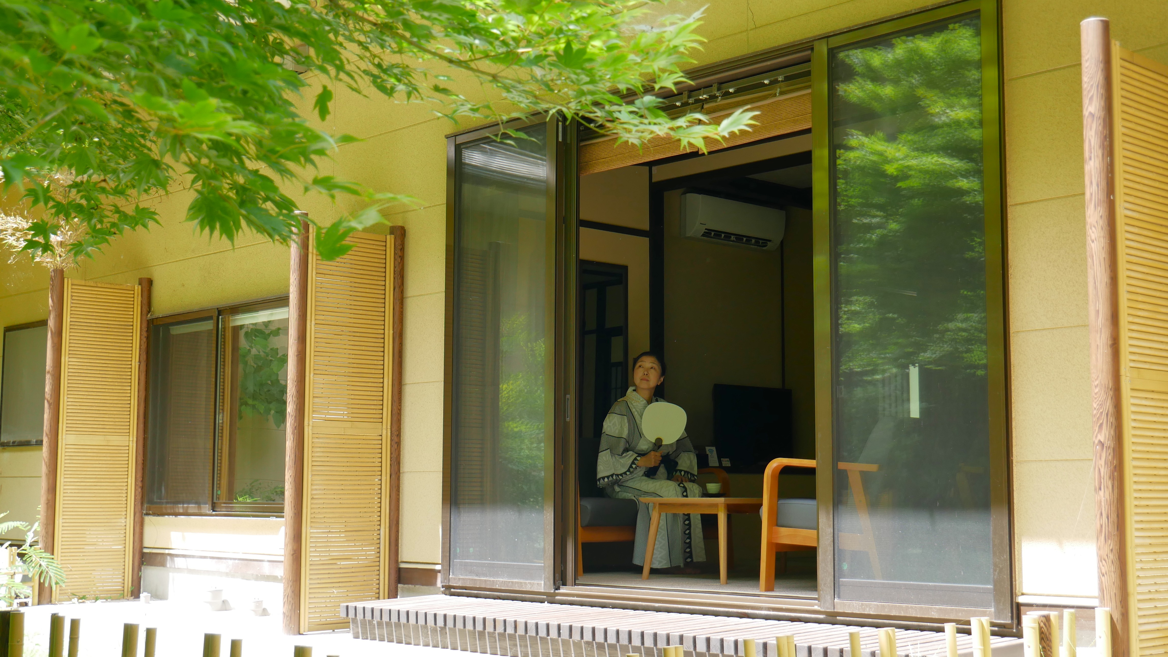 寛ぎの客室『さくら・もも』お部屋から眺める庭から聞こえるのは自然の息吹