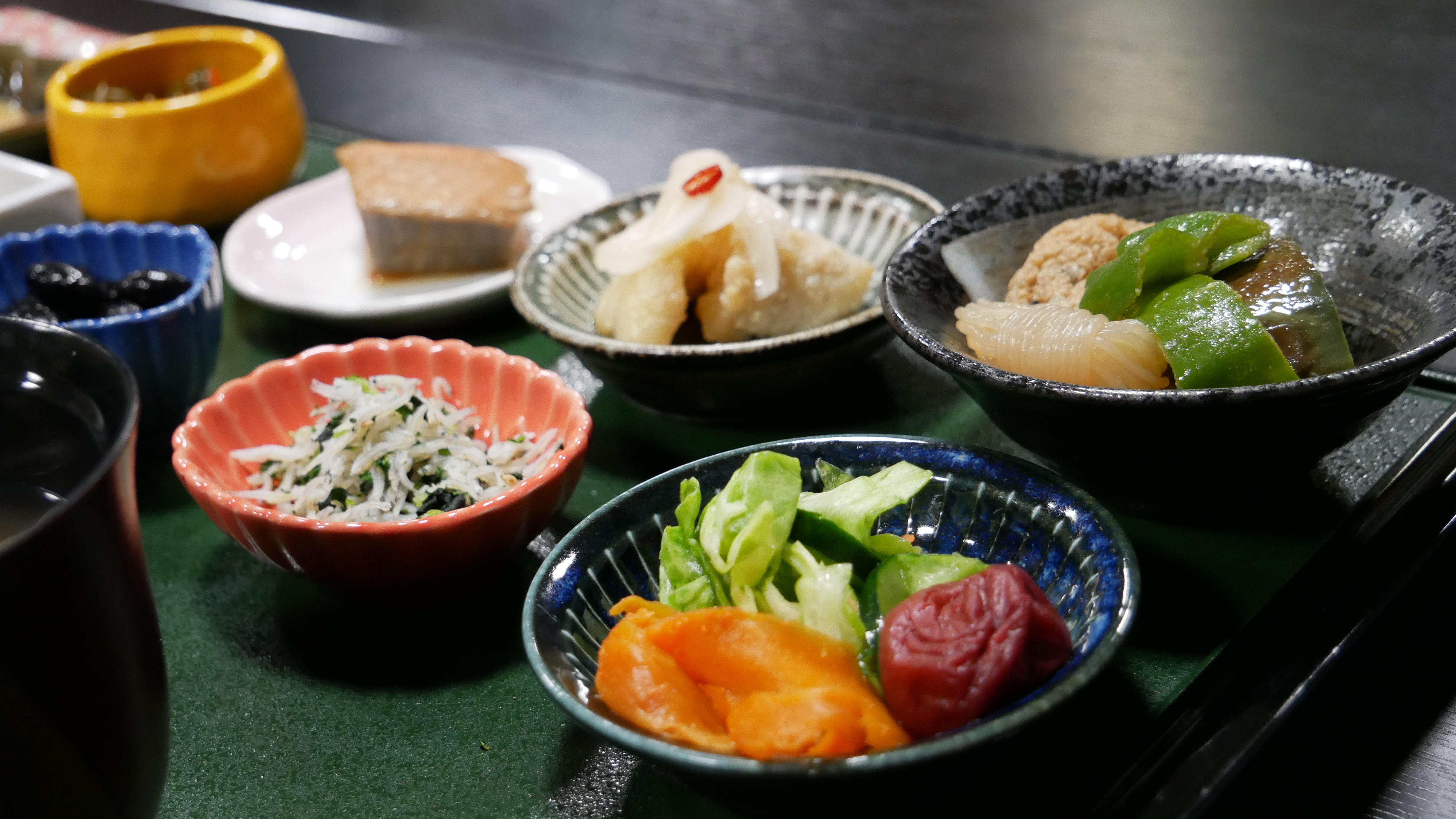 寛ぎの客室『さくら・もも』お部屋から眺める庭から聞こえるのは自然の息吹