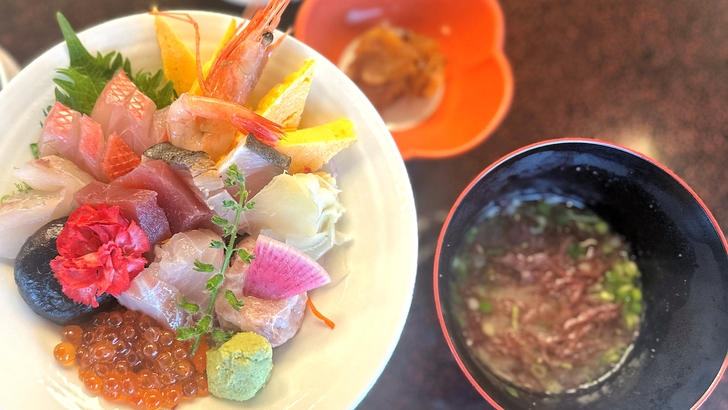 【日帰り／0泊2食】1日をゆっくり楽しむ昼食・夕食付プラン！温泉とお部屋のご利用で心身を癒す贅沢休暇