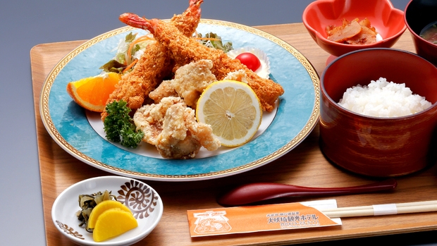 【日帰り／0泊2食】1日をゆっくり楽しむ昼食・夕食付プラン！温泉とお部屋のご利用で心身を癒す贅沢休暇