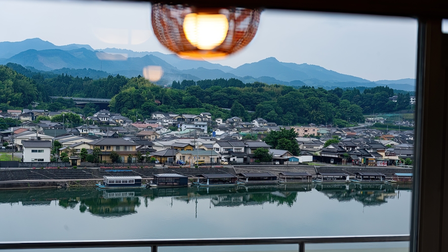 ◆全室リバービュー！息を呑むほどの美しさ…みくま川に映りこむ四季折々の景色に寄り添う非日常の旅籠◆