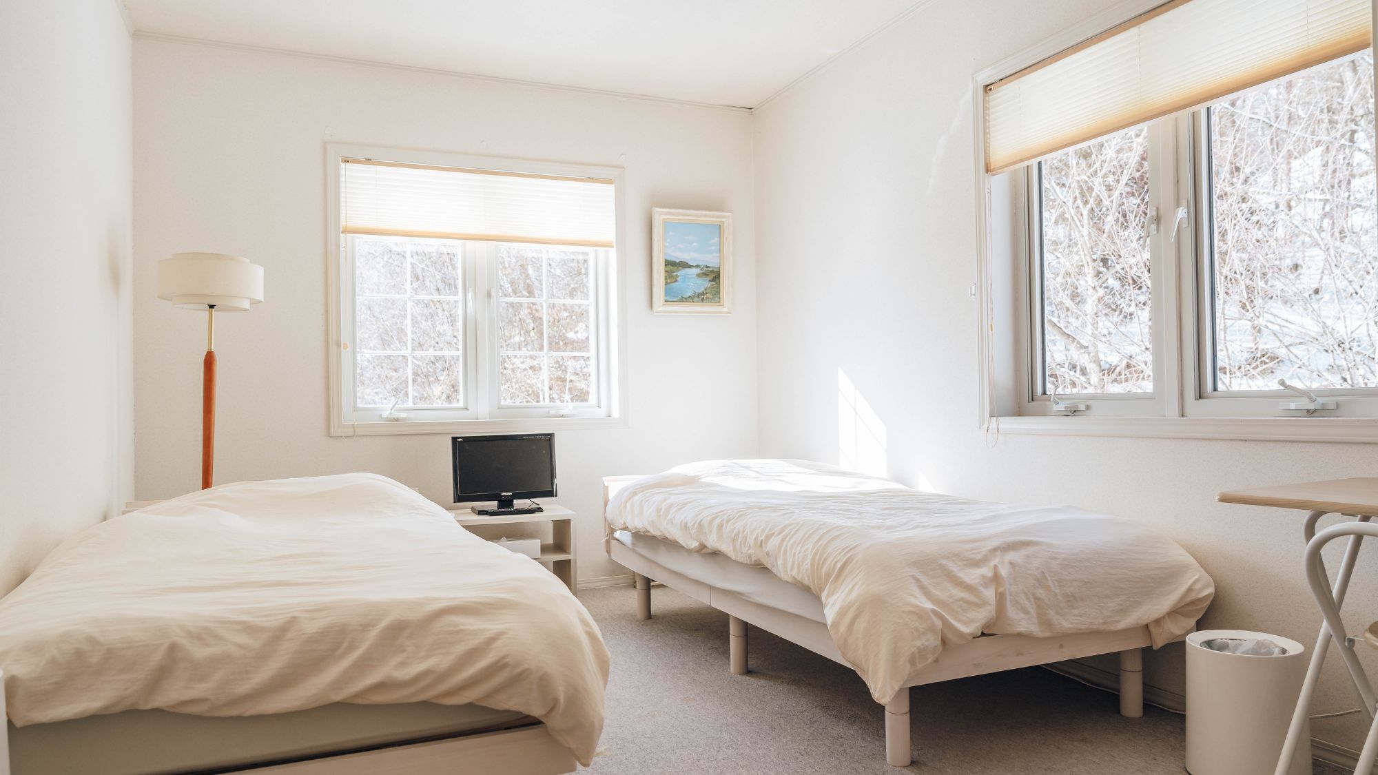 ツインルーム【バストイレ付】 