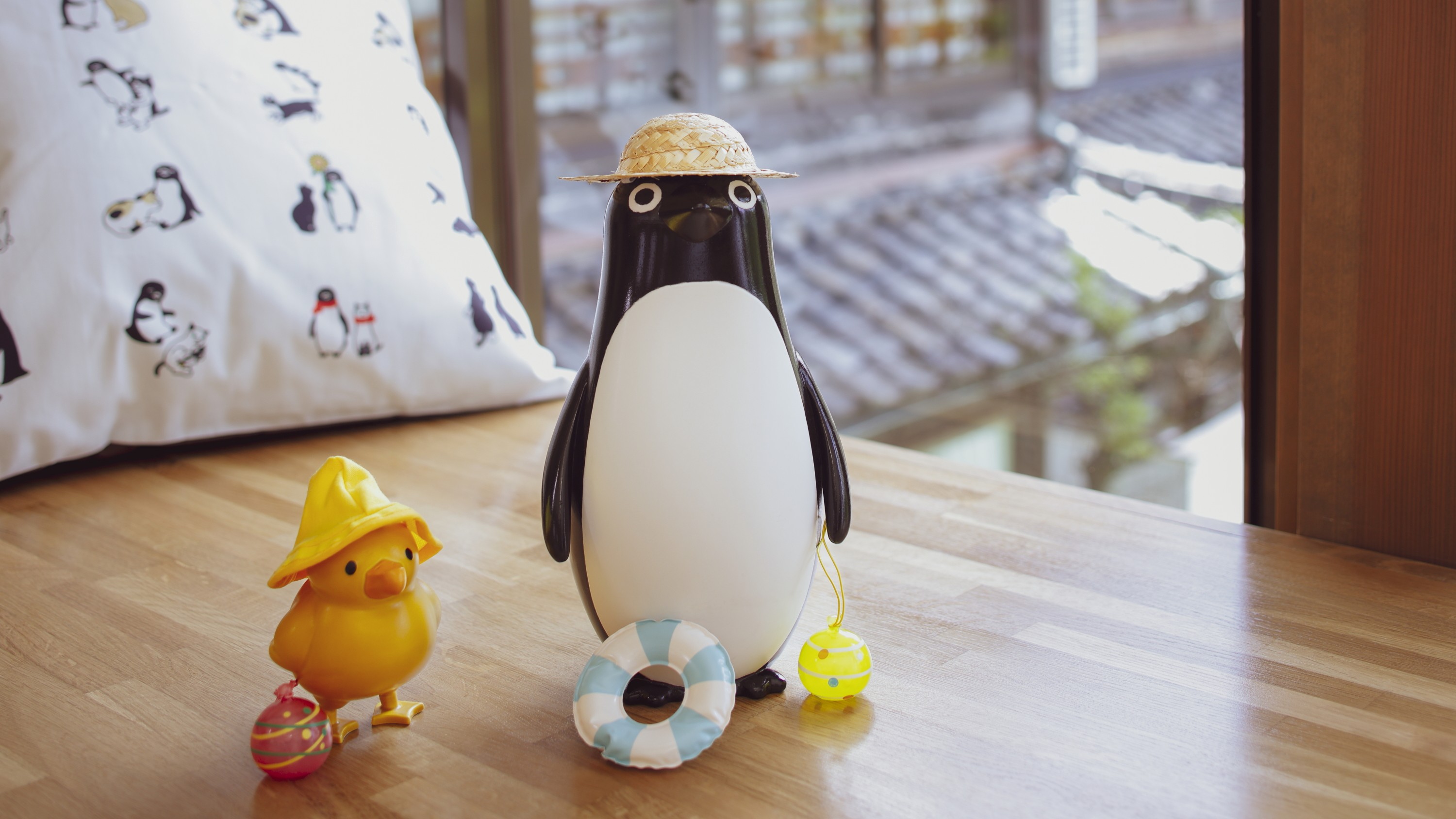 さかざきさんのキャラクターグッズも展示