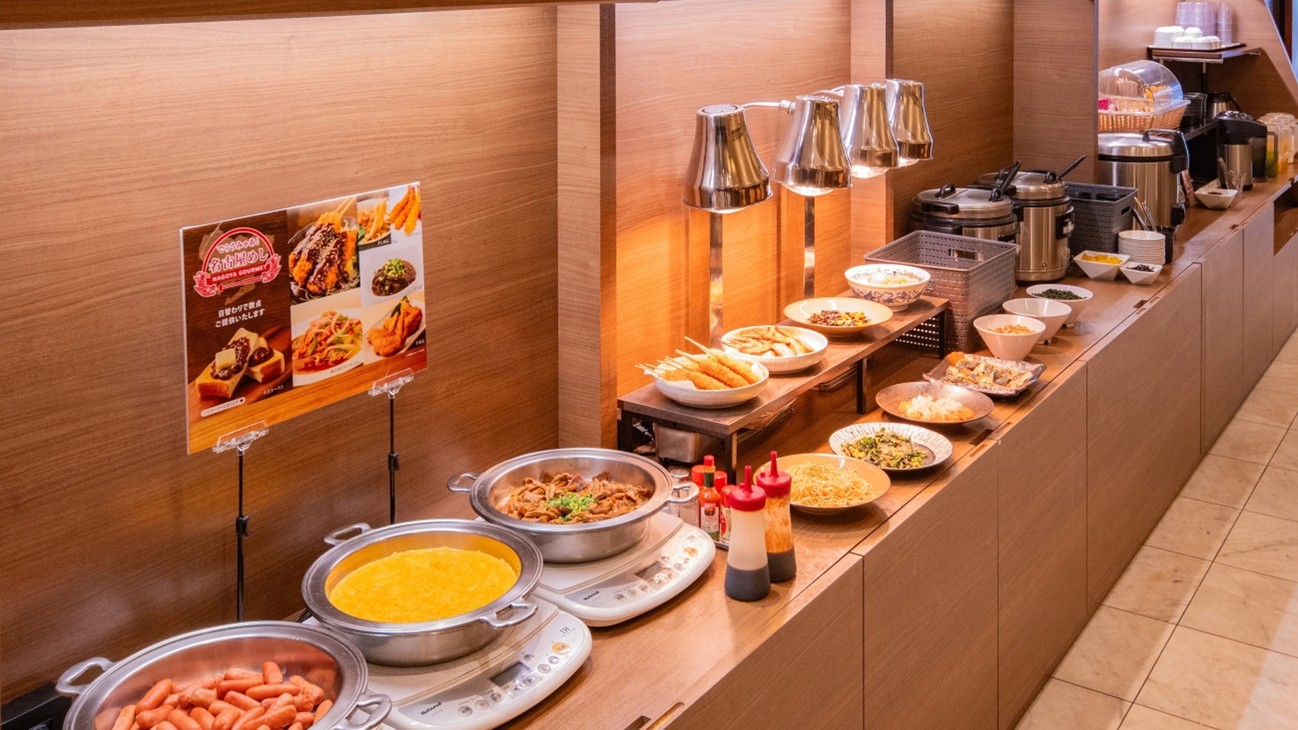 朝食ビュッフェ